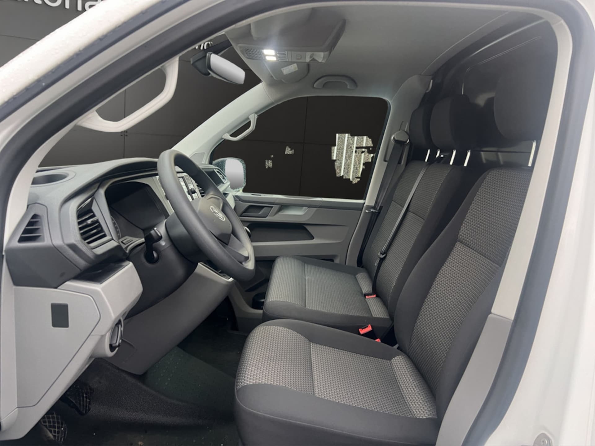 Volkswagen T6.1 Transporter Kasten langer Radstand