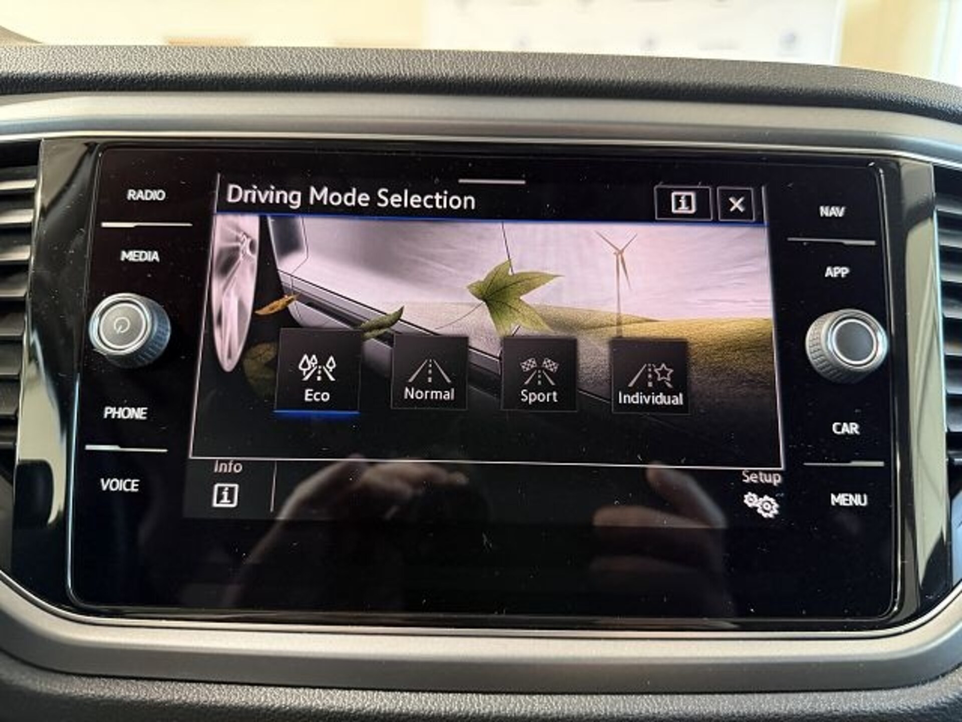 Volkswagen T-Roc Active