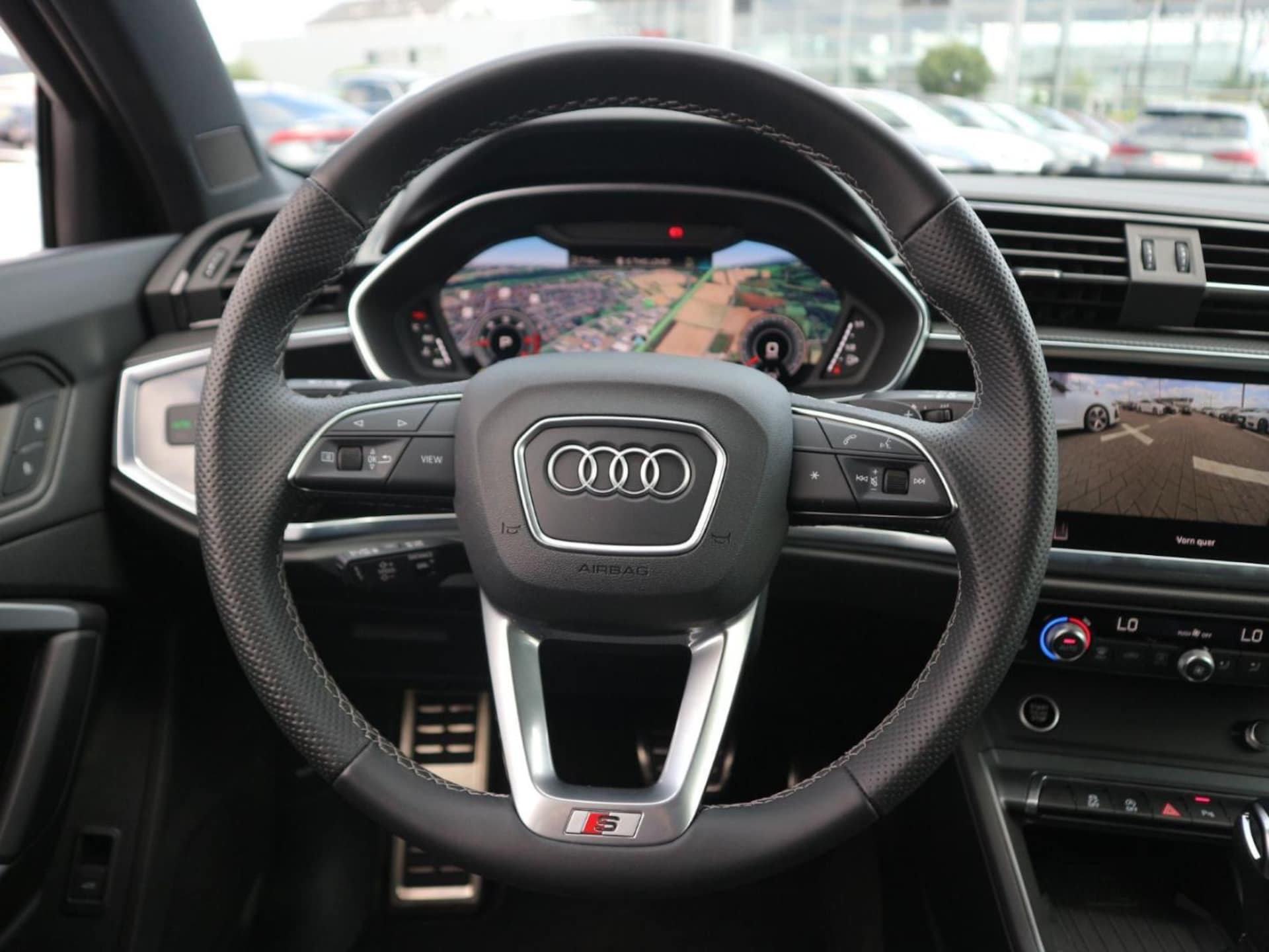 Audi Q3 SUV S line