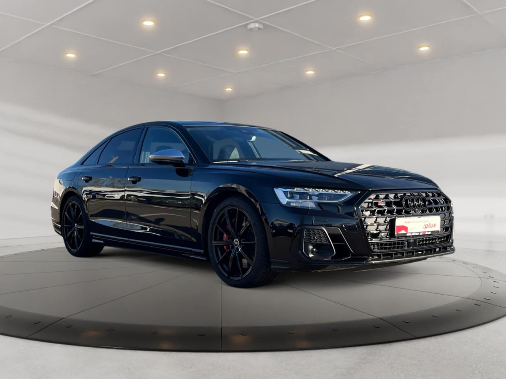 Audi S8