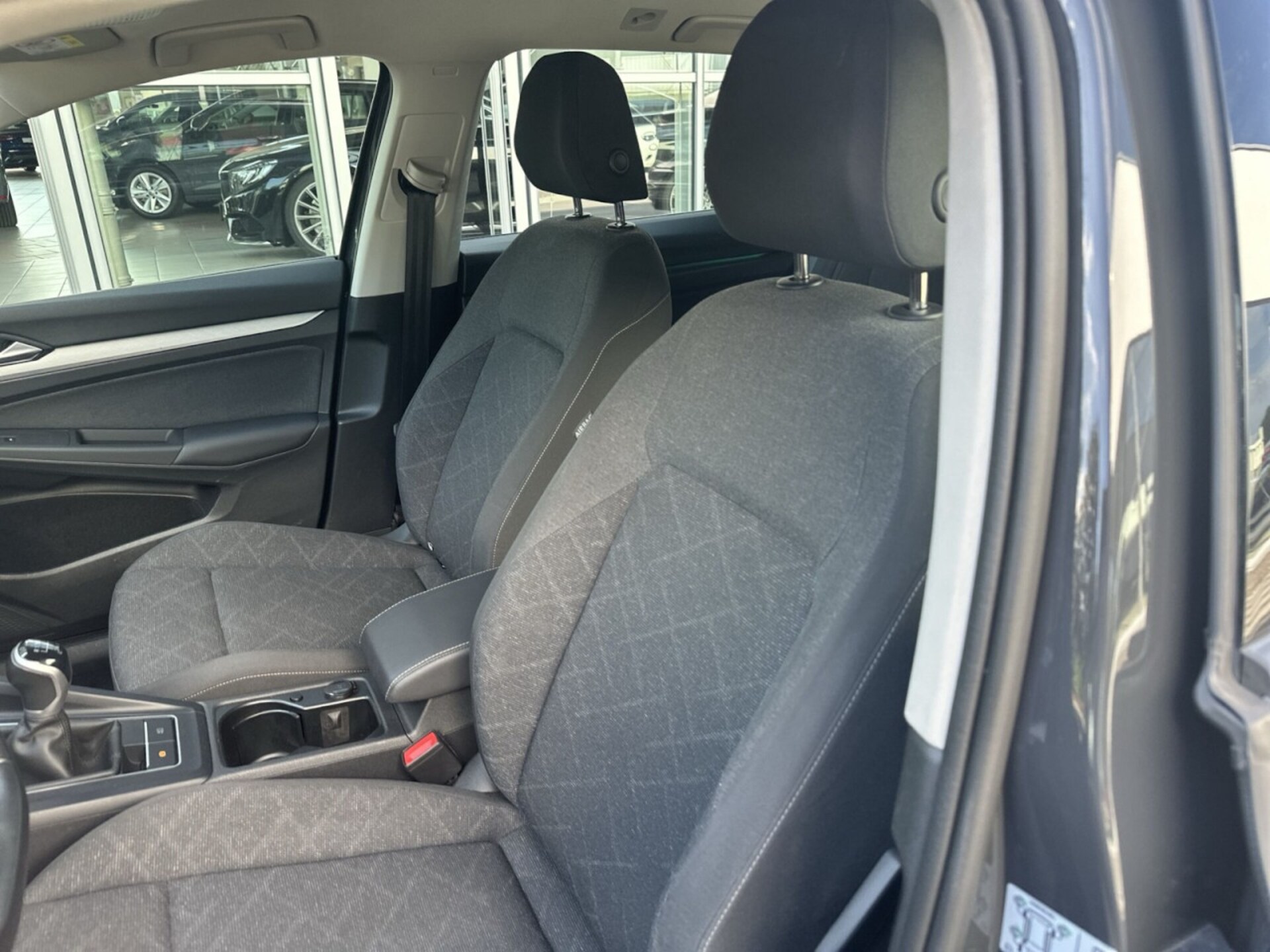 Volkswagen Golf Variant Life