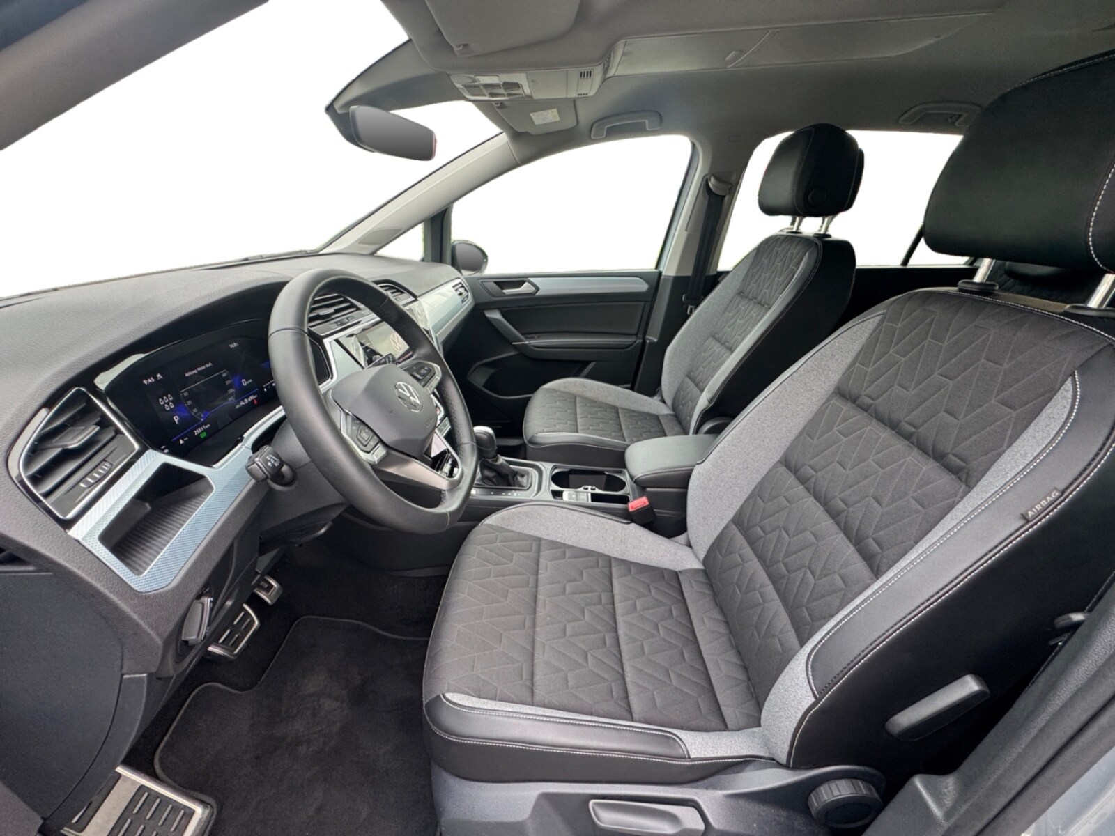 Volkswagen Touran – Bild 9