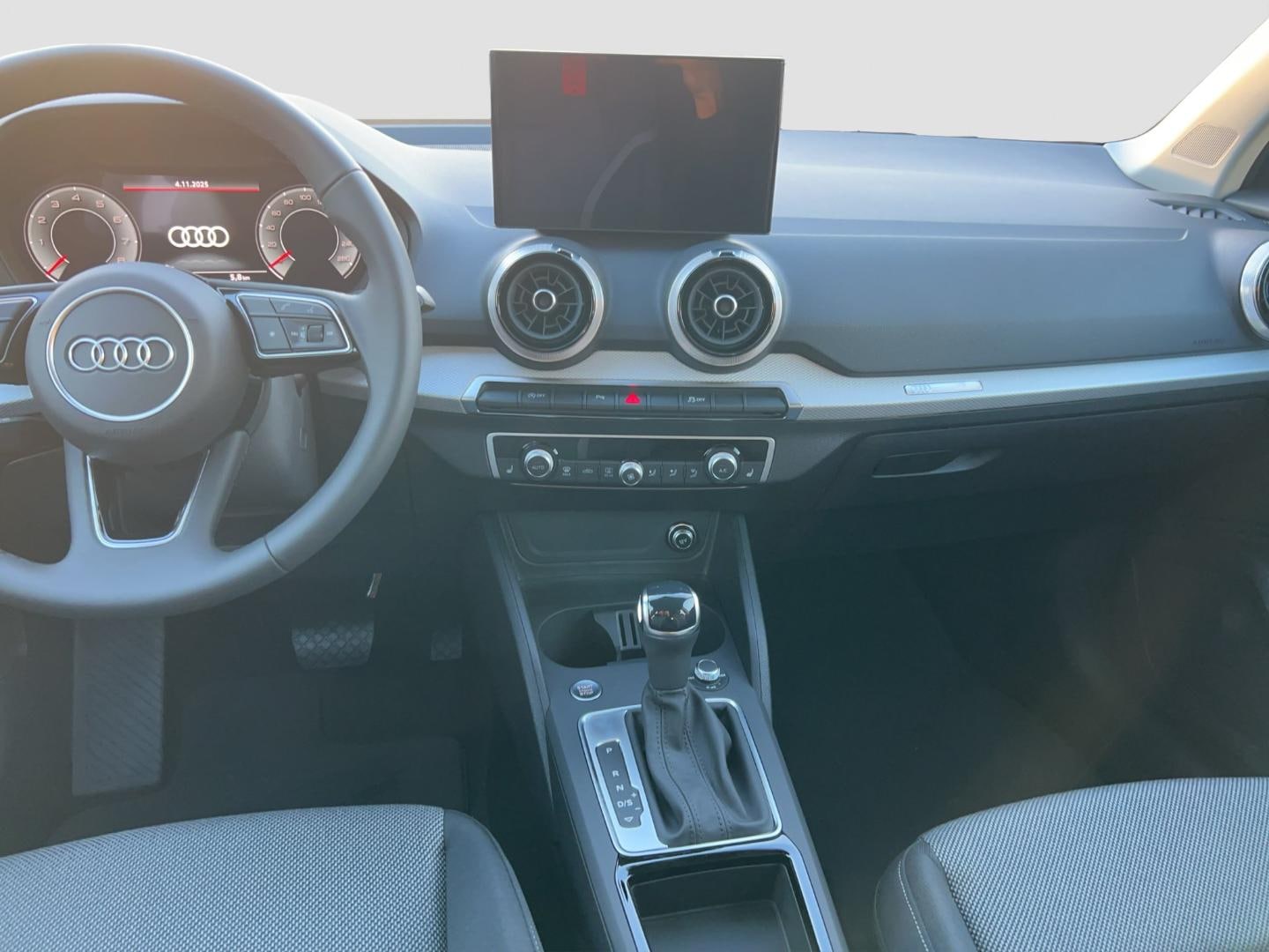 Bild über Audi Q2 35 TFSI S tronic - für weitere Informationen kontaktieren Sie den Audi Partner