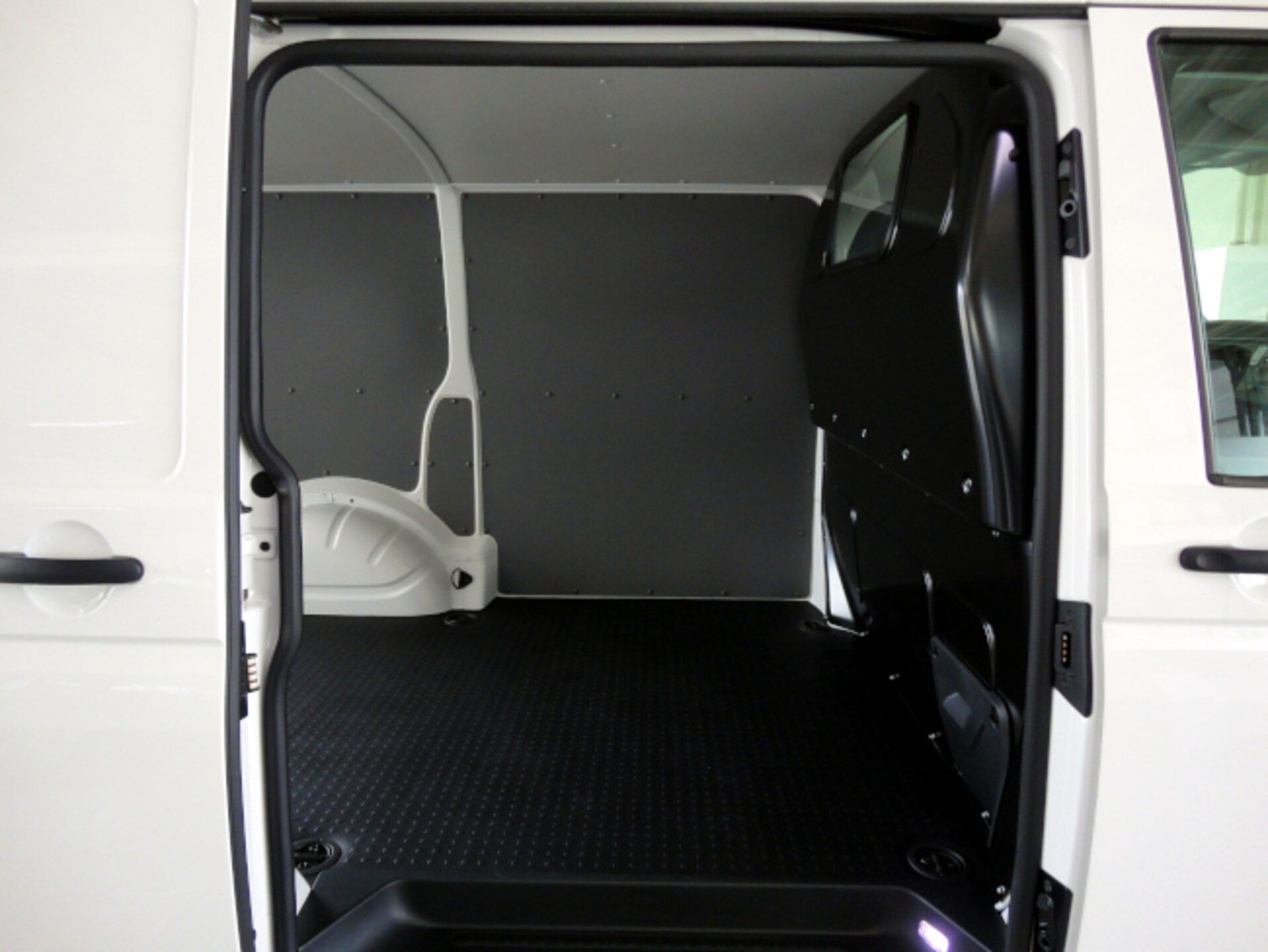 Volkswagen T6.1 Transporter Kasten kurzer Radstand EcoProfi
