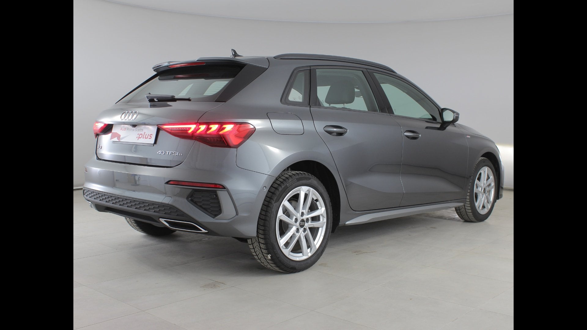 Immagine di Audi A3 Sportback TFSI e S line edition 40 TFSI e 150 kW (204 CV) S tronic - Vista: for more details contact your dealer