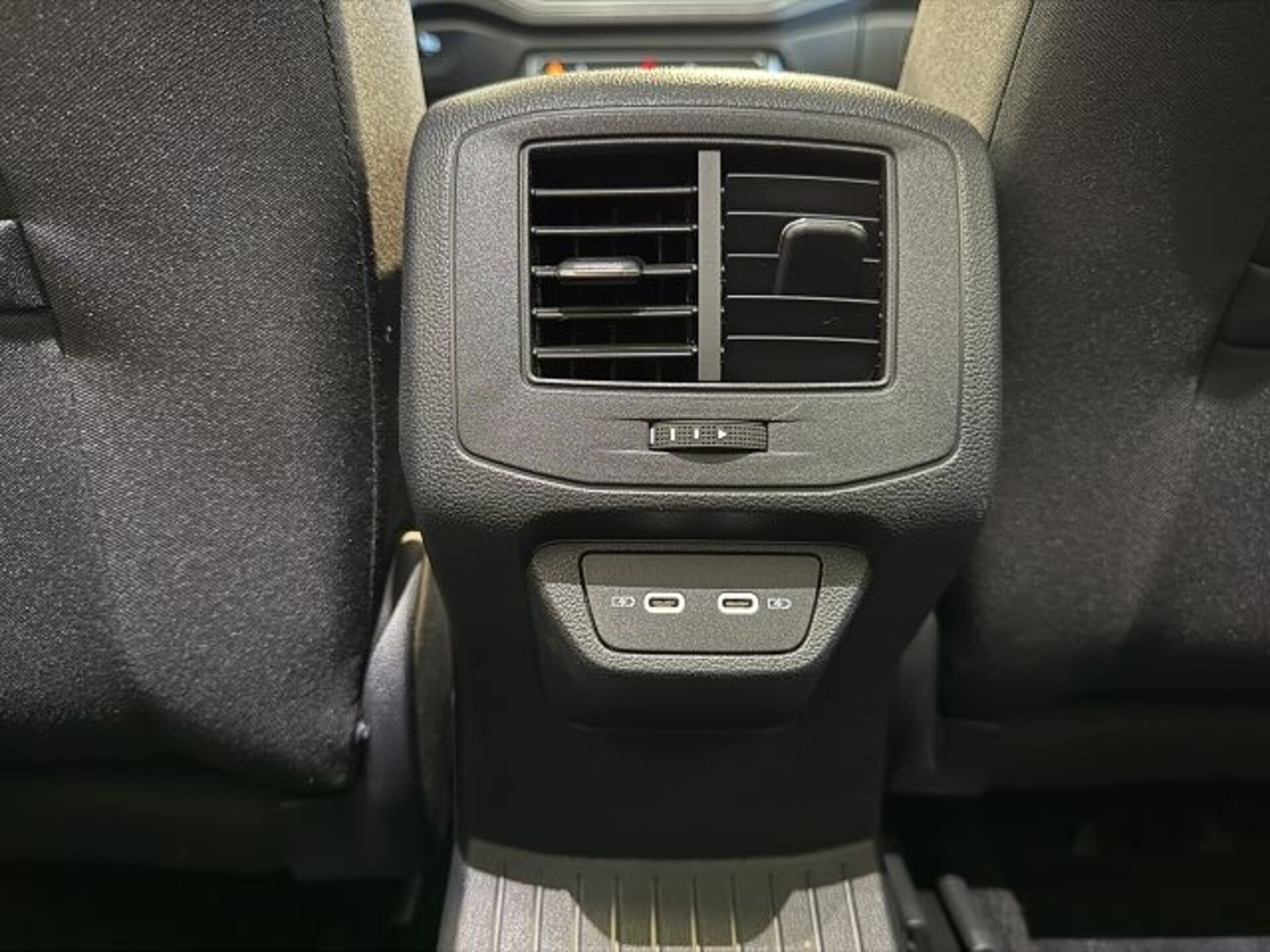 Volkswagen T-Roc Active