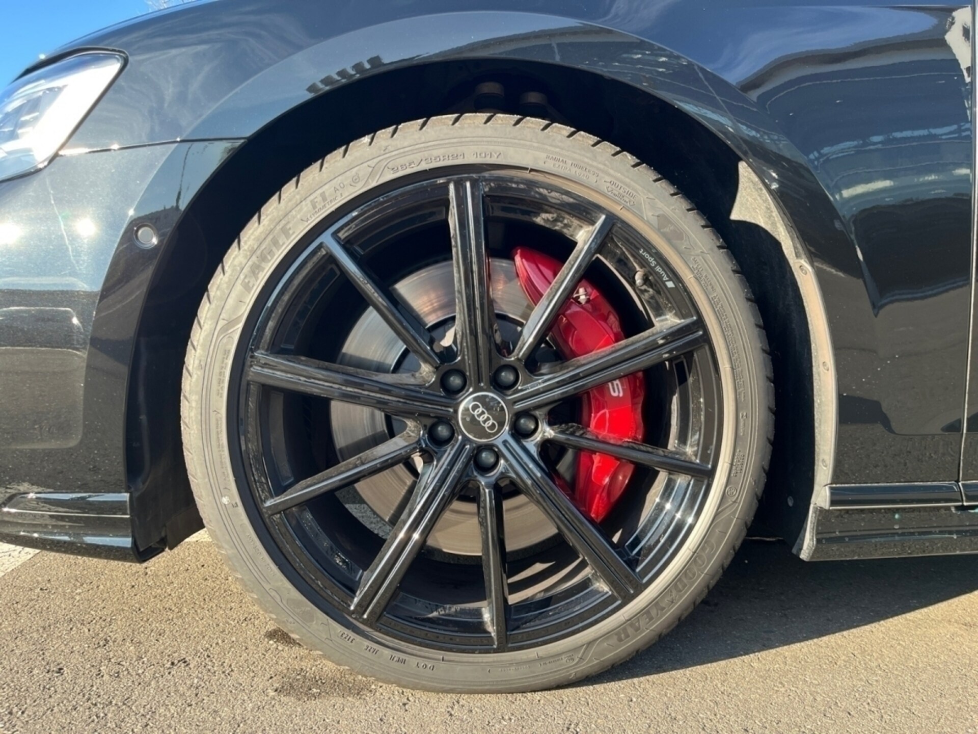 Audi S8