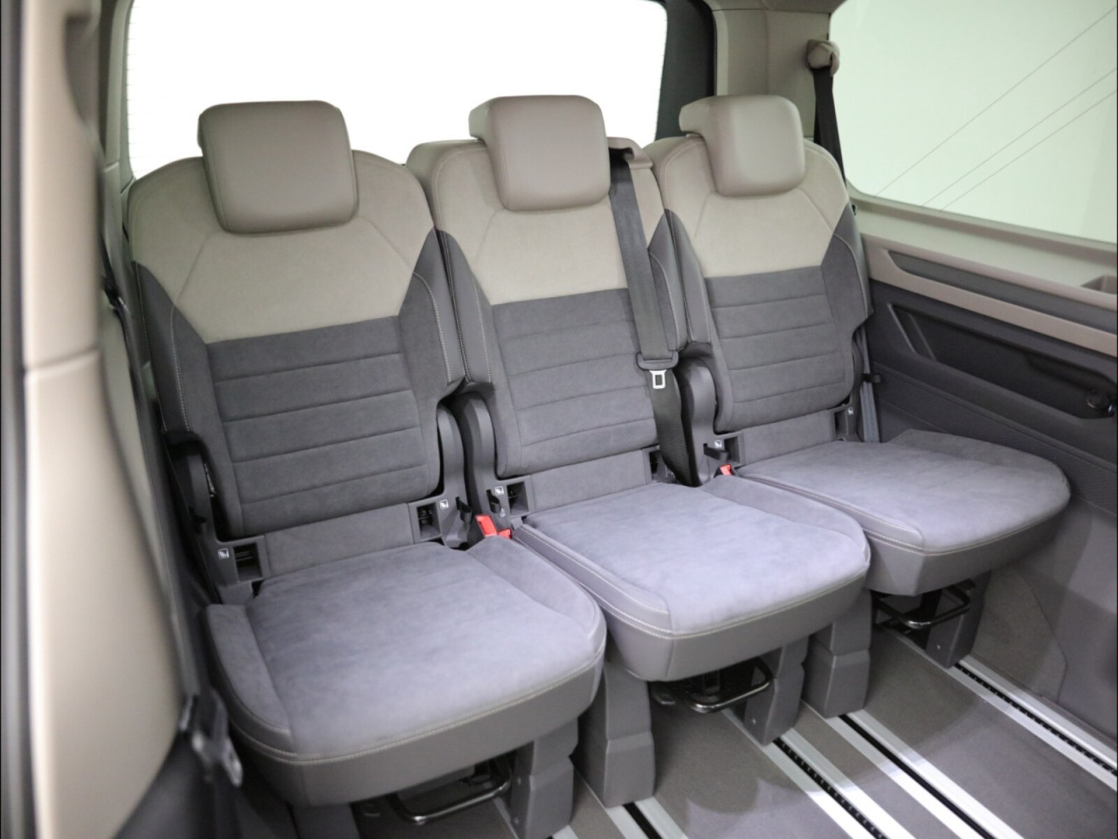Volkswagen Multivan Langversion – Bild 9