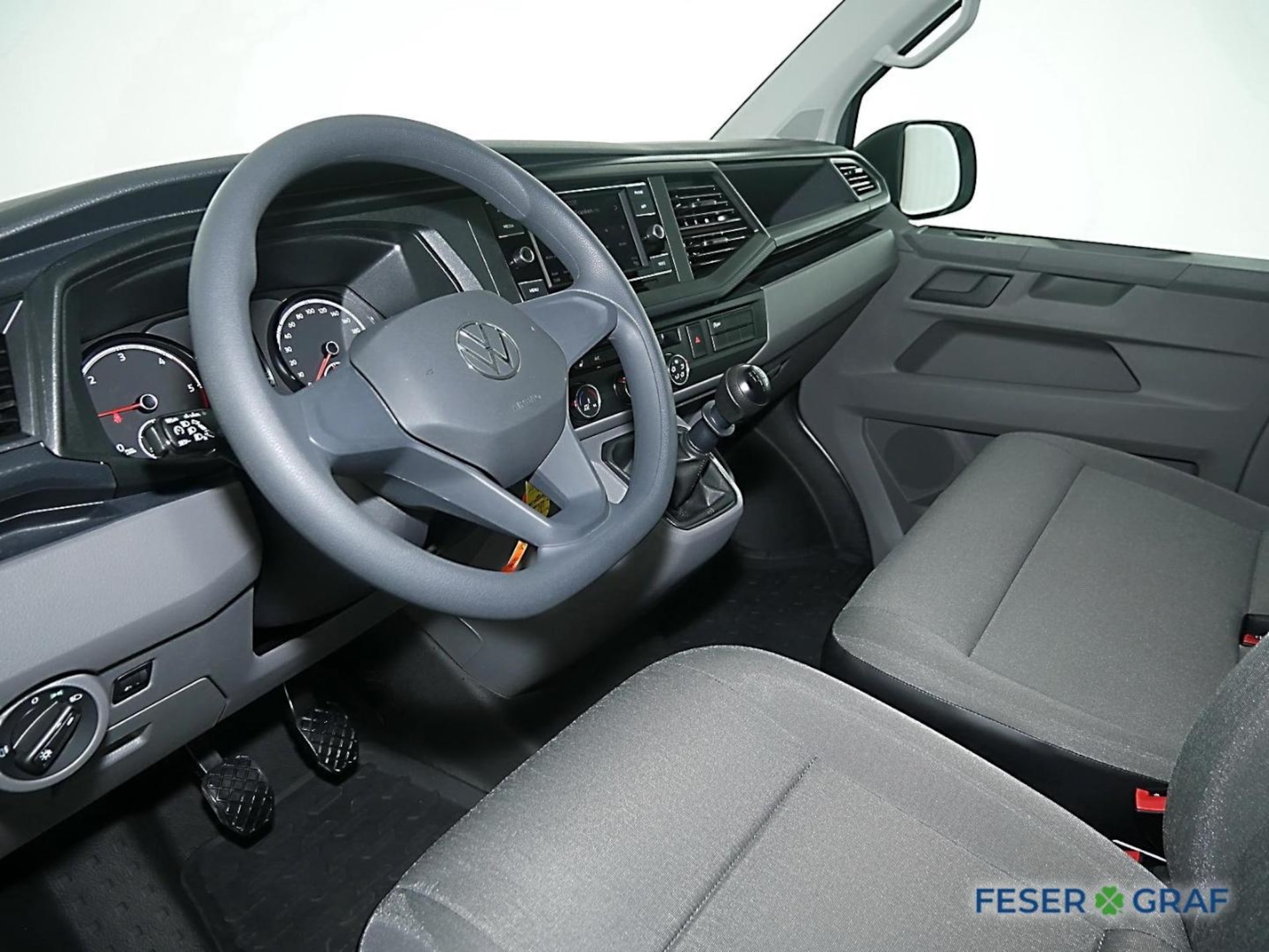 Volkswagen T6.1 Transporter Kasten langer Radstand