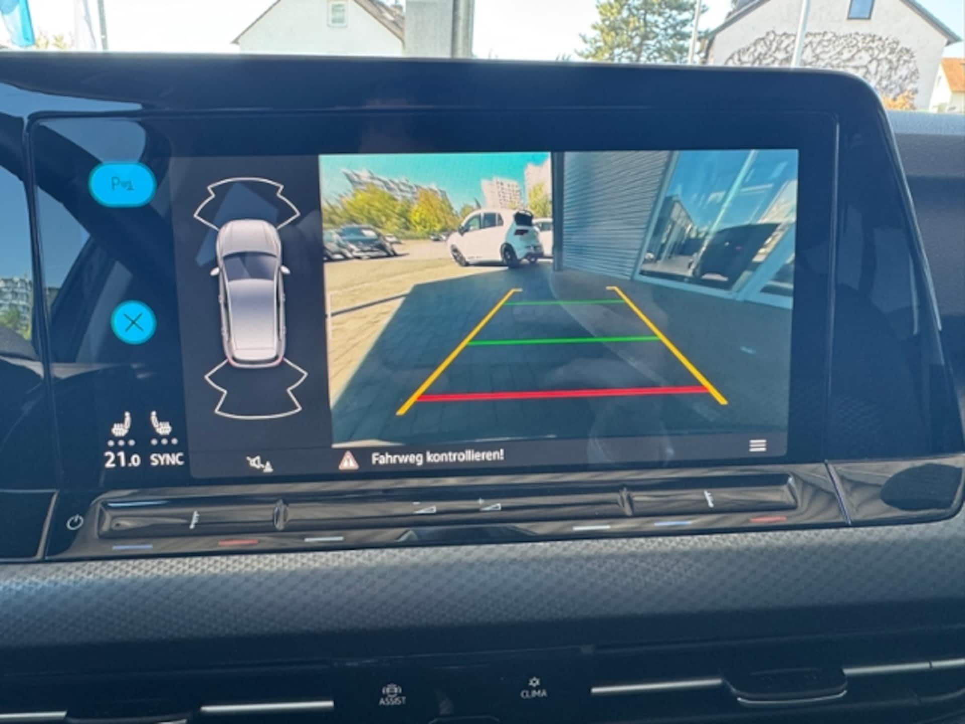 Volkswagen Golf Active