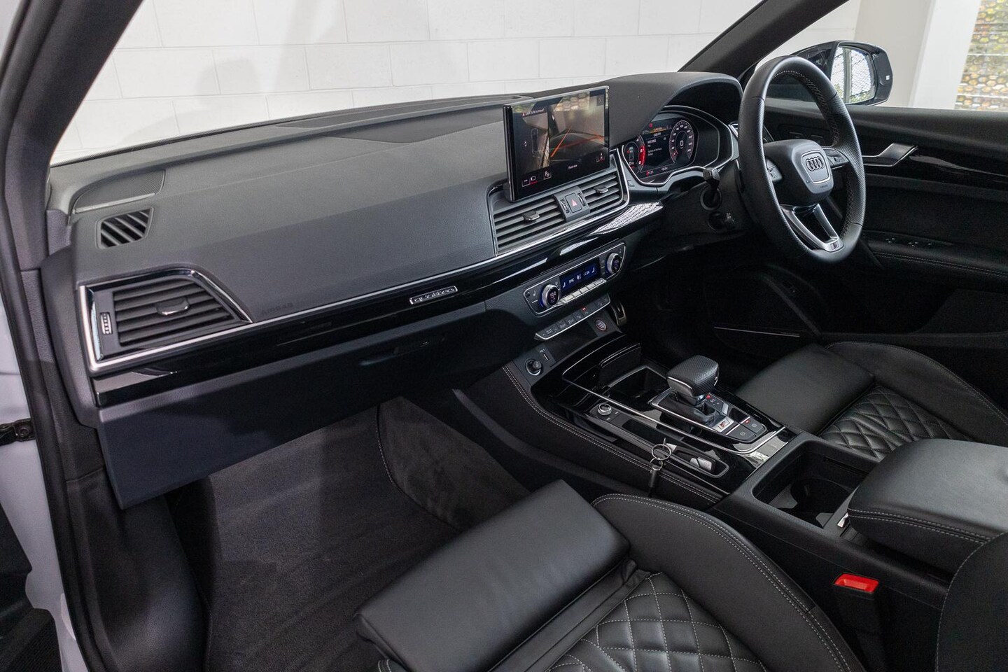 Image about Audi SQ5 Sportback TDI quattro tiptronic