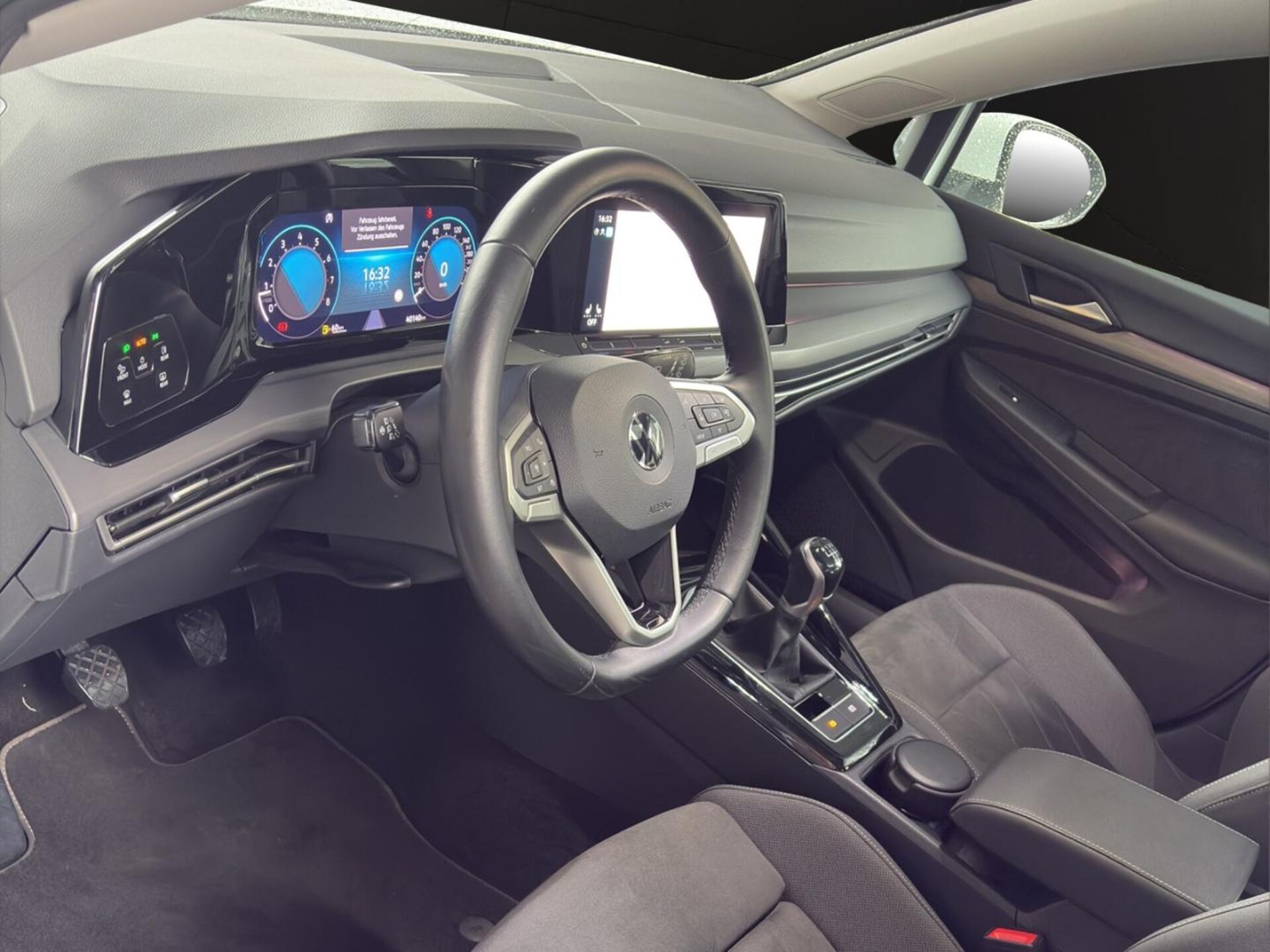 Volkswagen Golf Style