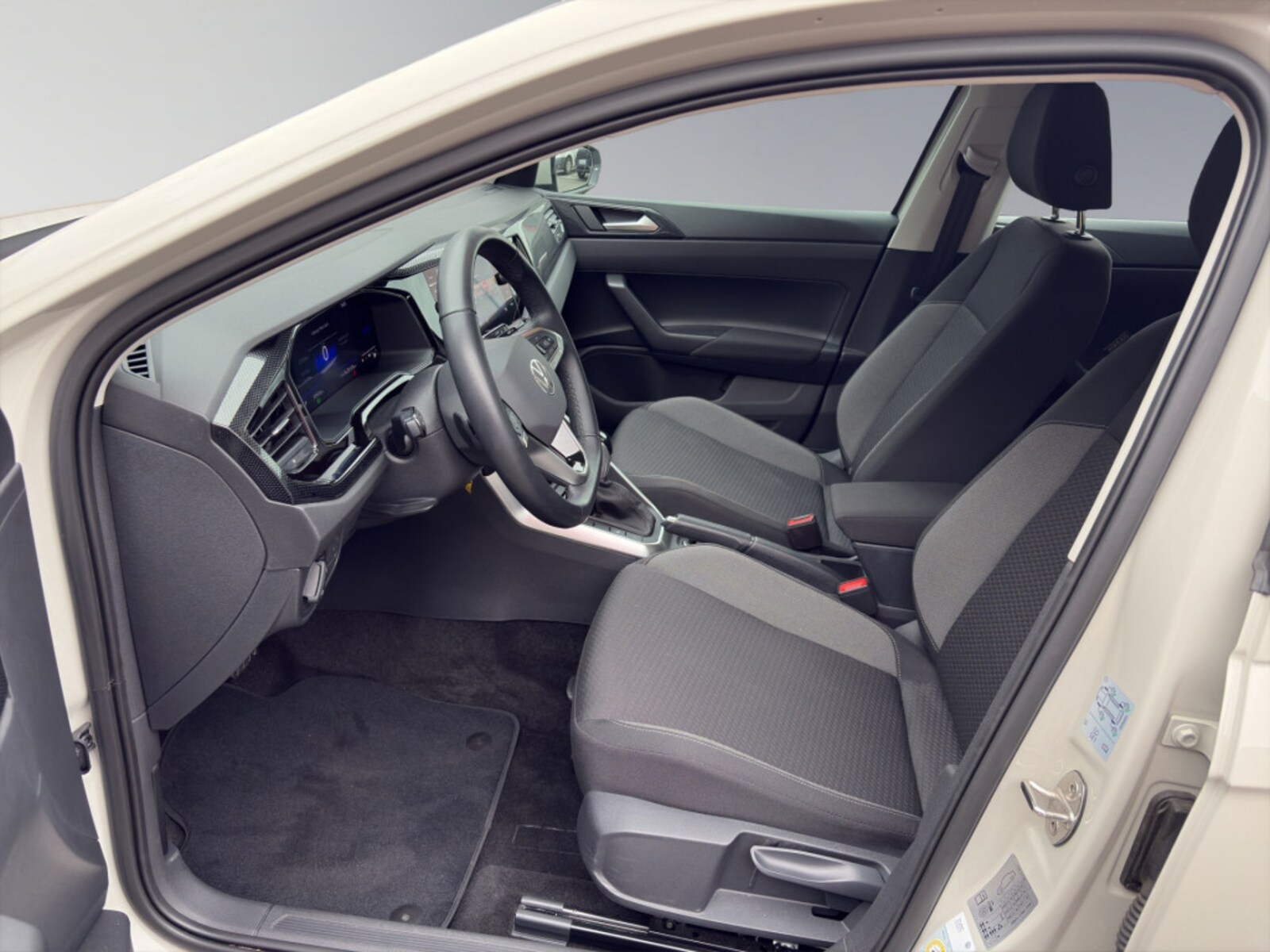 Volkswagen Polo – Bild 10