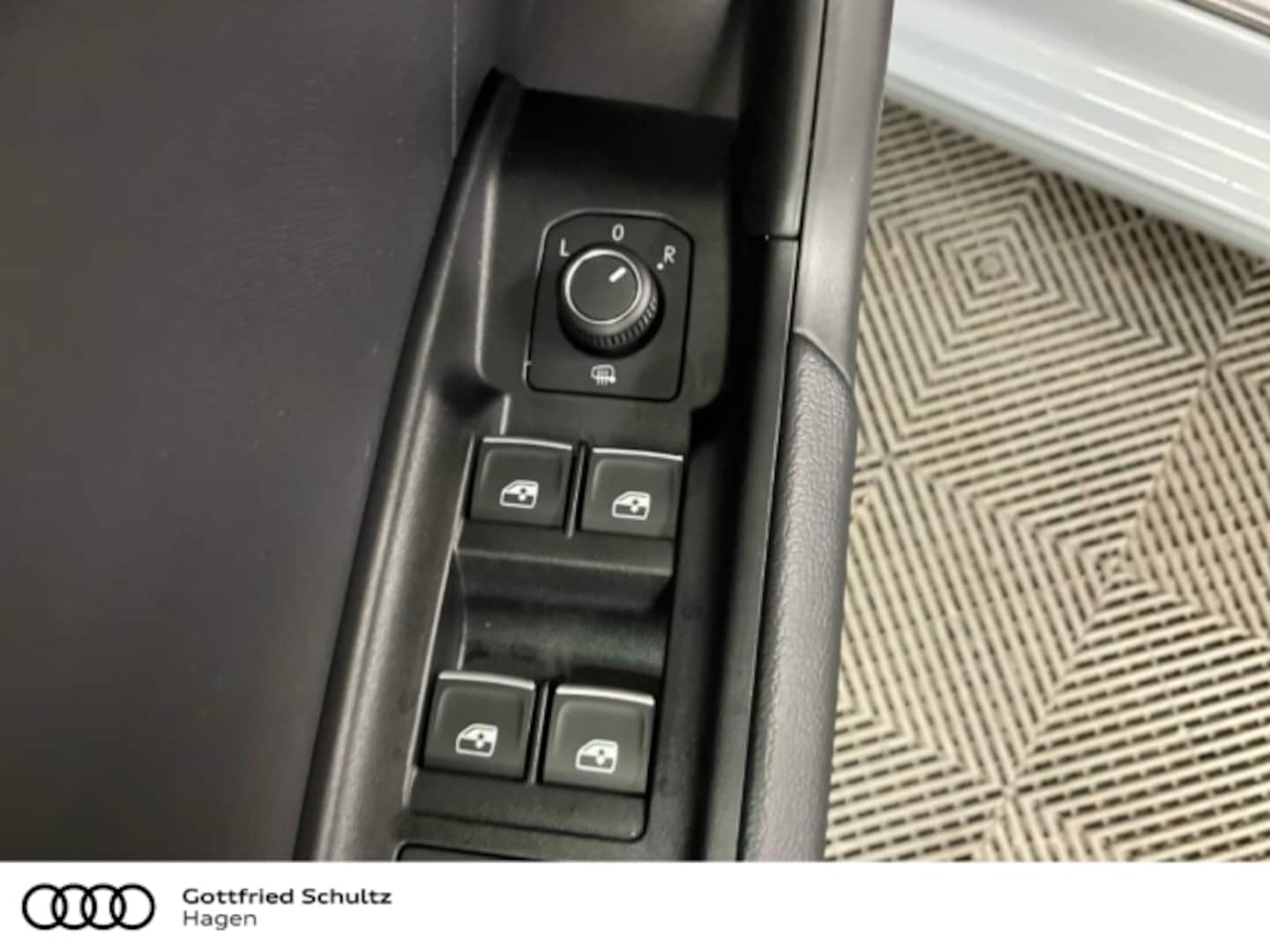Bild über Audi A1 Sportback advanced 25 TFSI Schaltgetriebe - für weitere Informationen kontaktieren Sie den Audi Partner