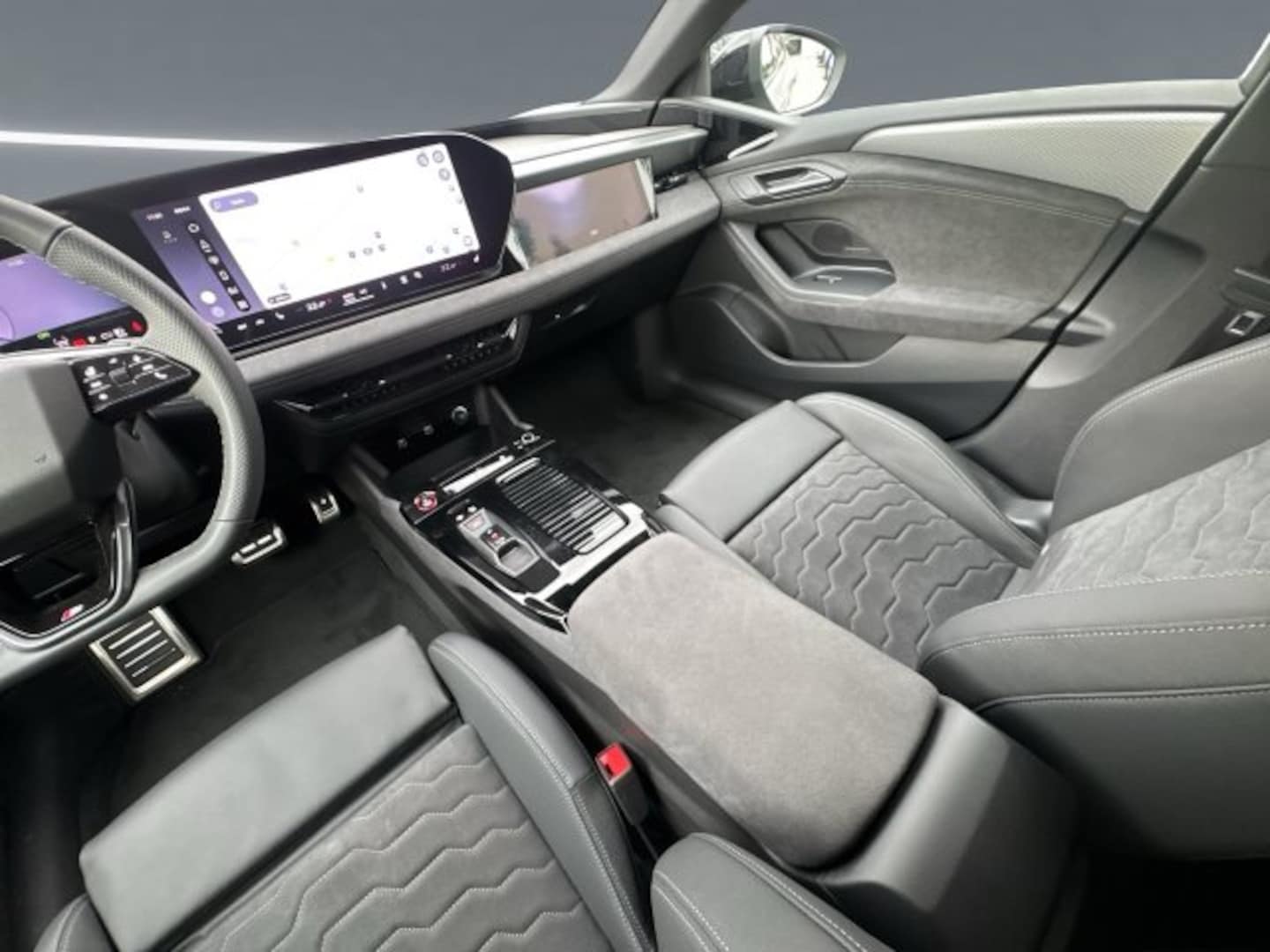 Bild über Audi A6 Avant e-tron S line business e-tron quattro 315 kW - für weitere Informationen kontaktieren Sie den Audi Partner