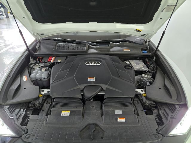 Audi Q8 55 TFSI quattro Premium 250 340 kW hp tiptronic 7