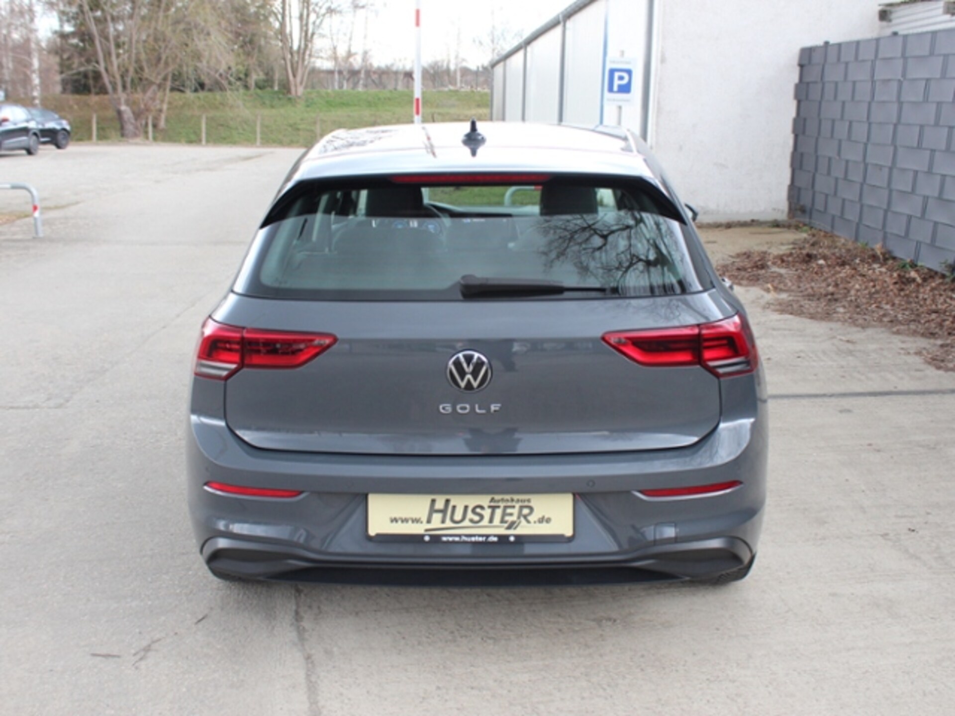 Volkswagen Golf Life