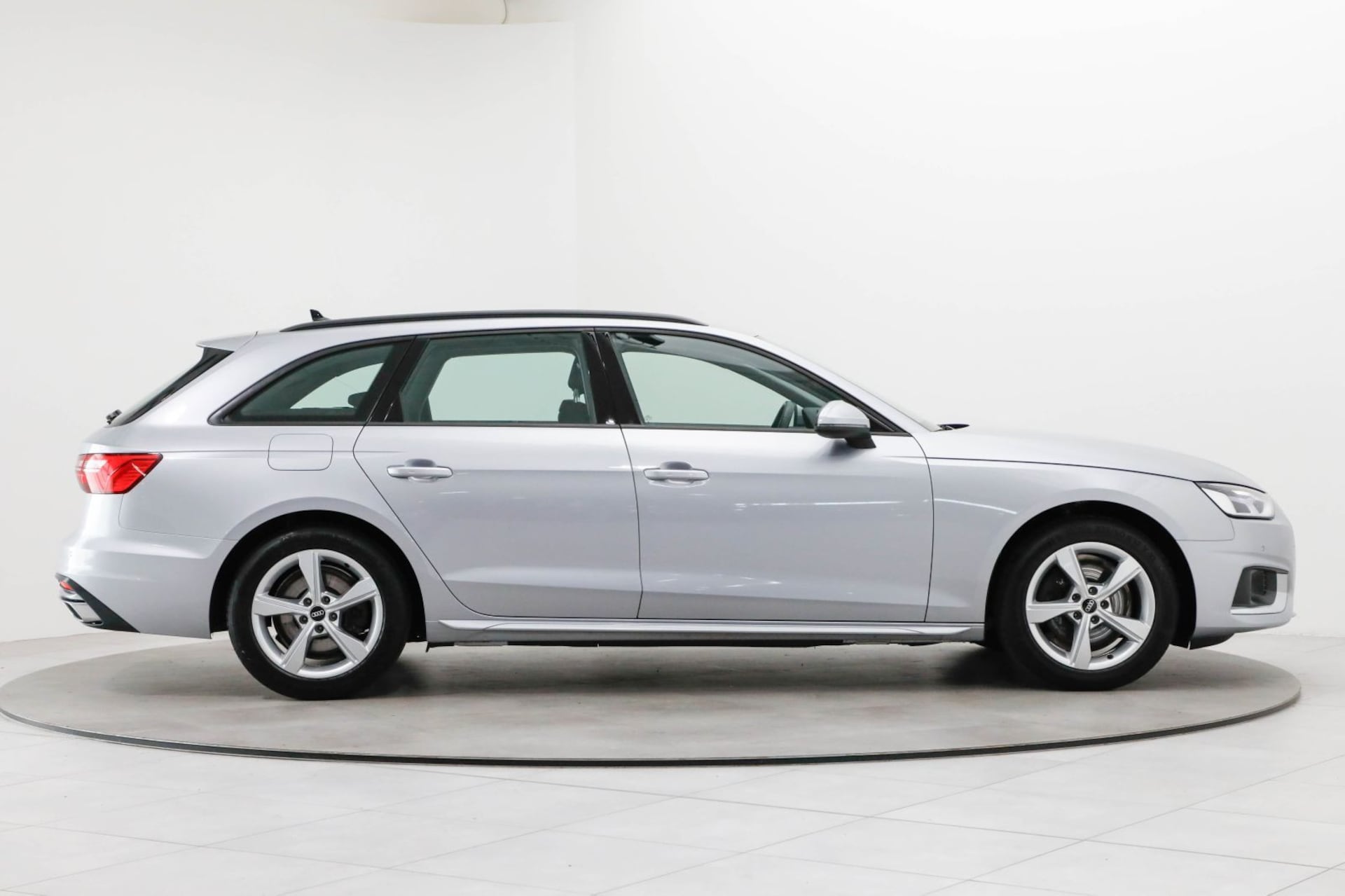Audi A4 Avant Advanced