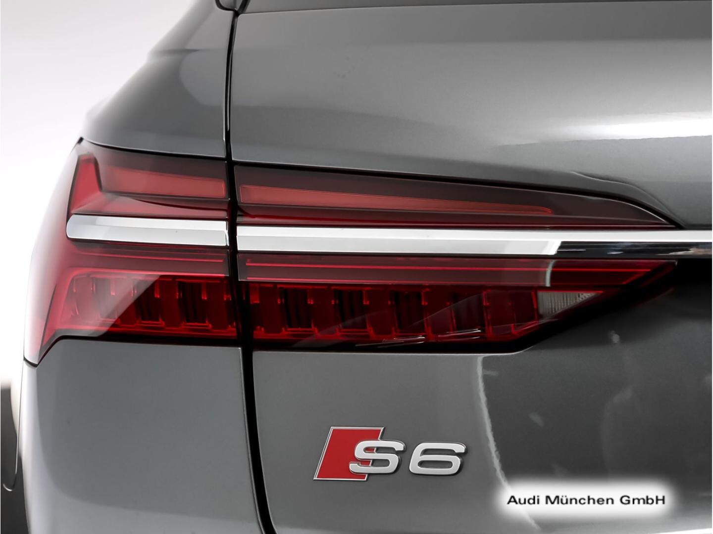 Bild über Audi S6 Avant TDI quattro tiptronic - für weitere Informationen kontaktieren Sie den Audi Partner