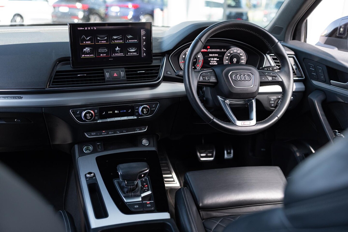 Image about Audi Q5 Sportback 45