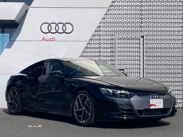Audi e-tron GT e-tron GT quattro 350,00 kW for more details contact your dealer