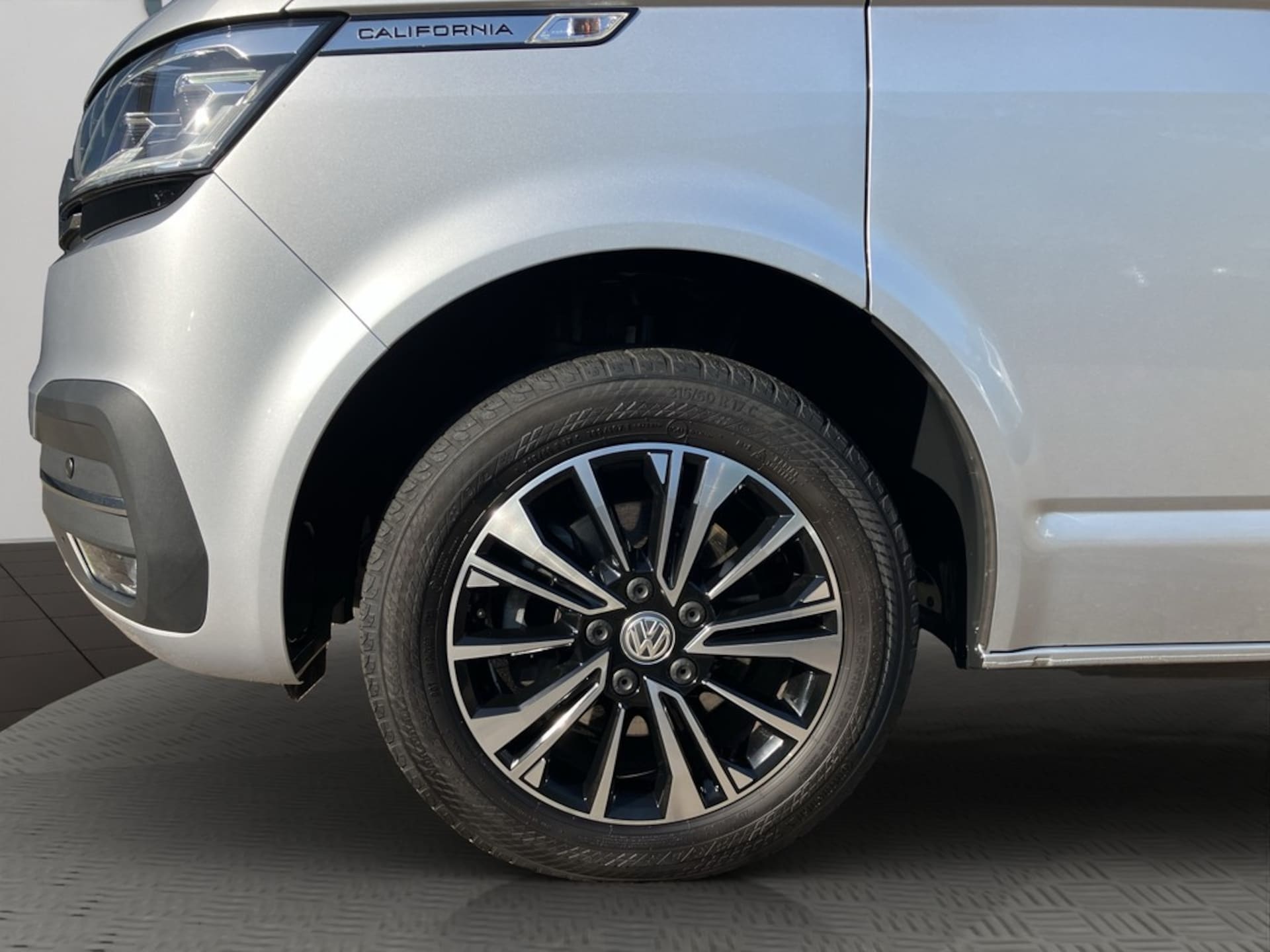 Volkswagen T6.1 California Ocean