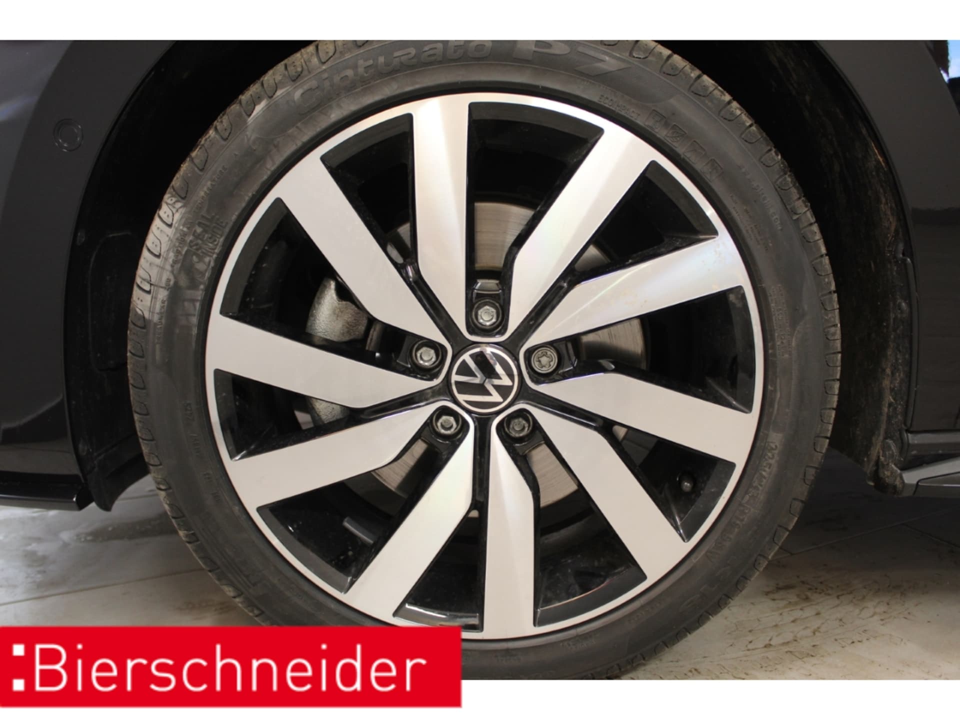 Volkswagen Touran R-Line