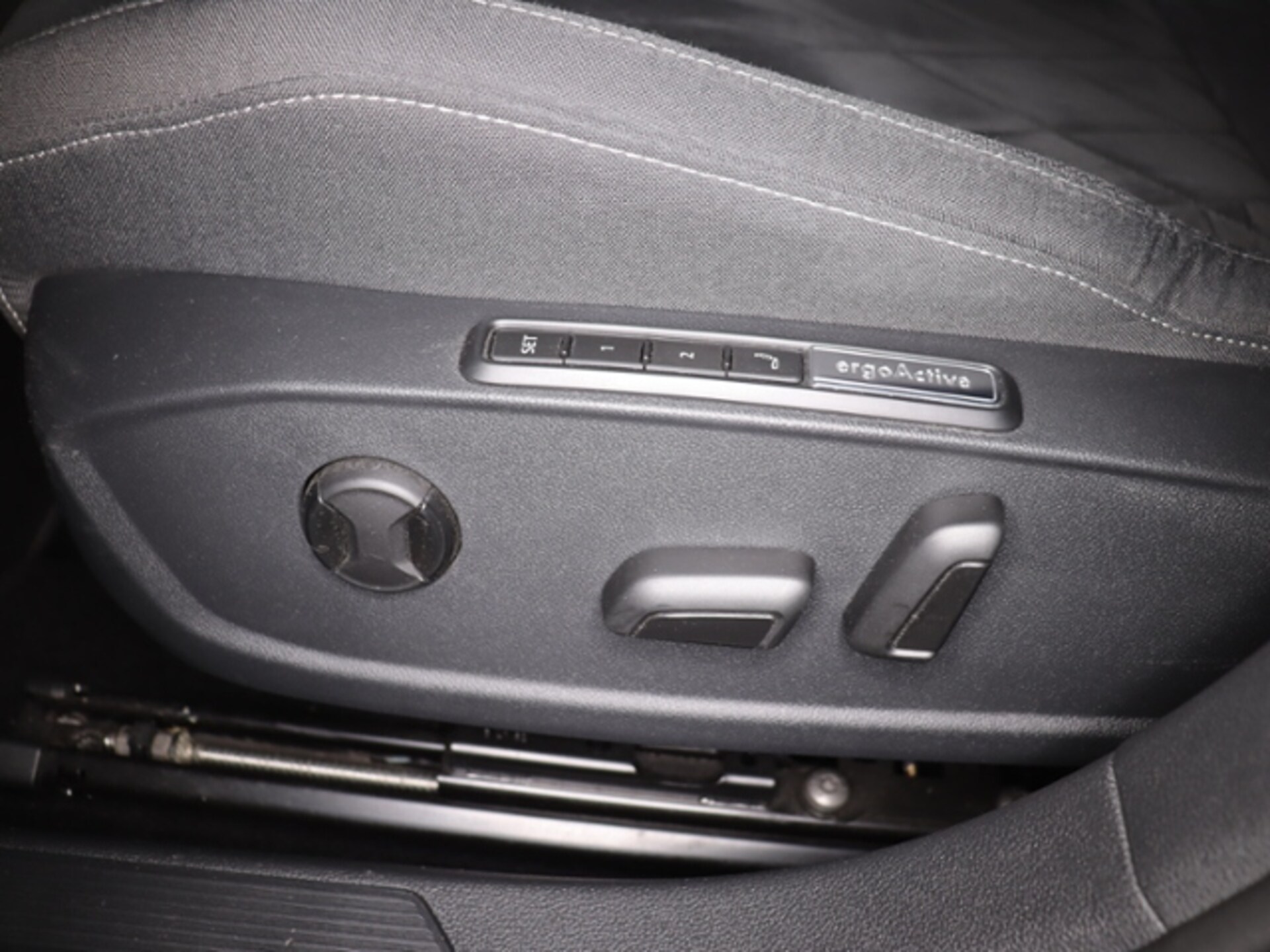 Volkswagen Golf Style