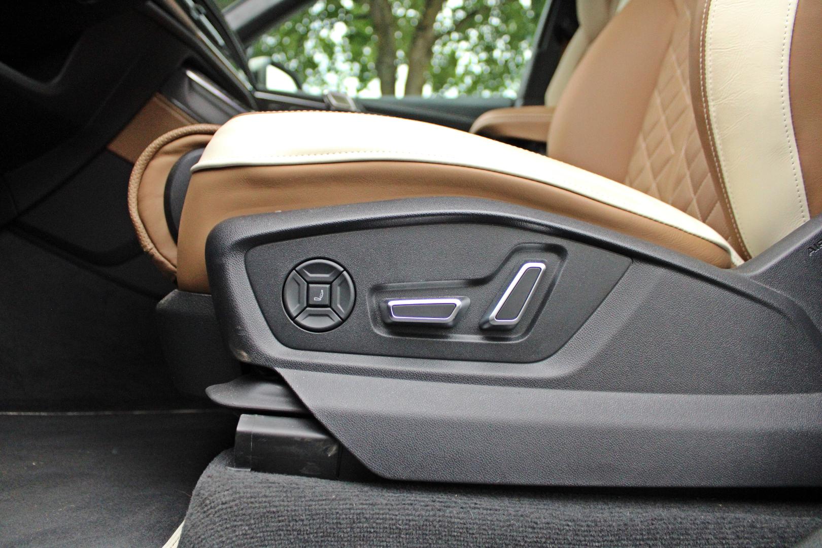 Image about Audi SQ8 SUV TFSI quattro tiptronic