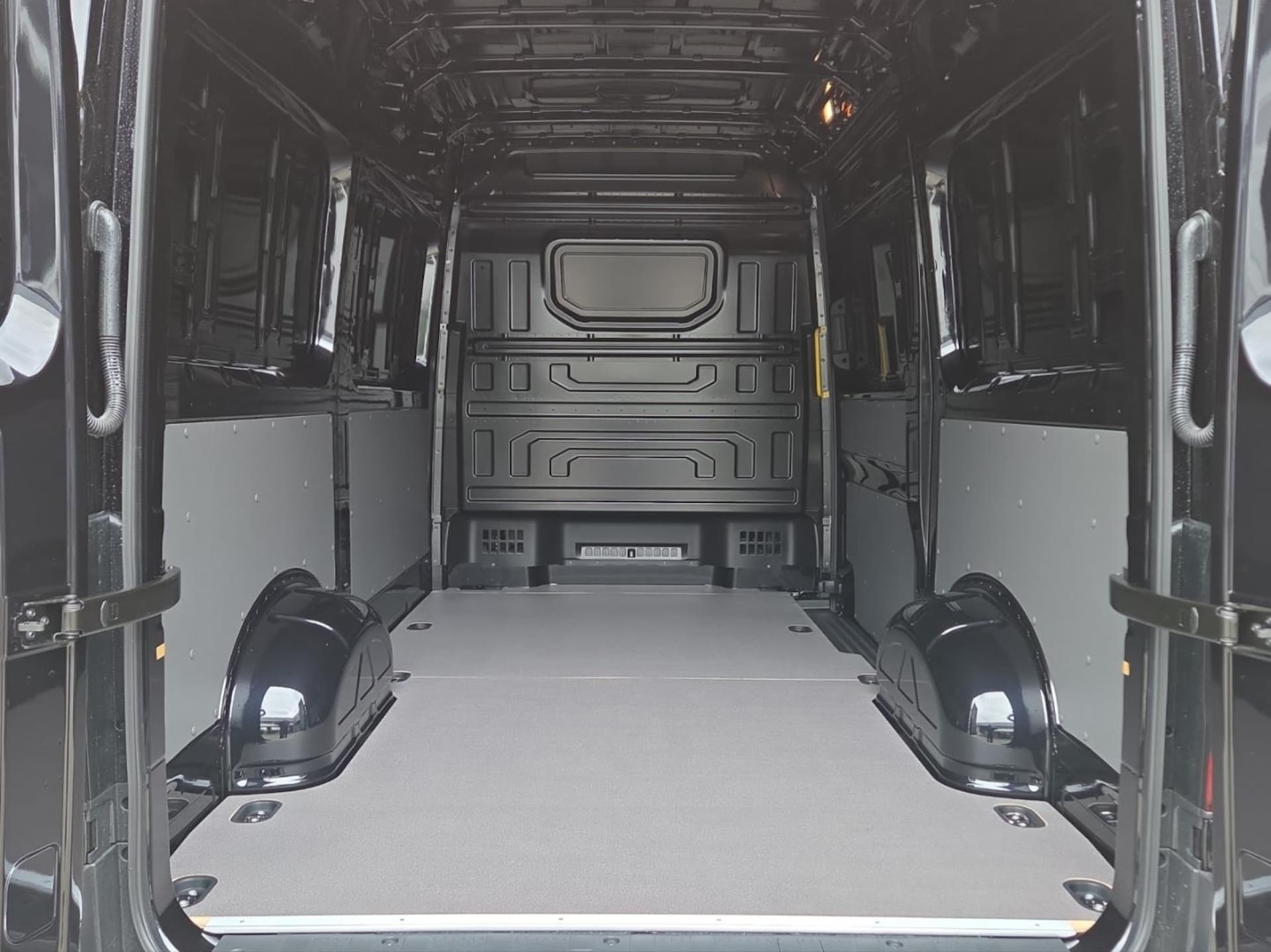 Volkswagen Crafter Kasten mittlerer Radstand