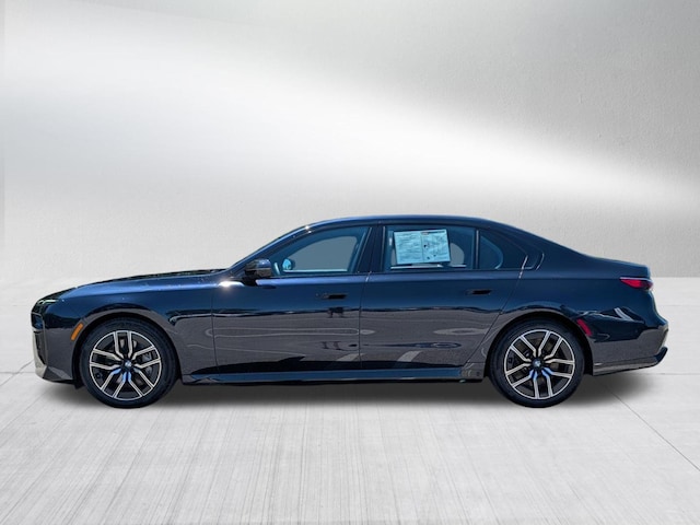 2023 BMW 760