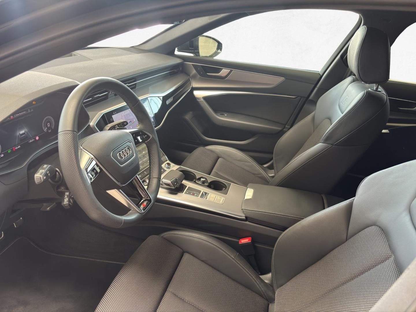 Bild über Audi A6 Avant TFSI e S line 50 TFSI e quattro S tronic - für weitere Informationen kontaktieren Sie den Audi Partner