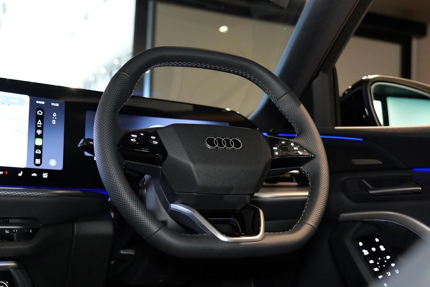Image about Audi Q5 SUV e-hybrid quattro S tronic