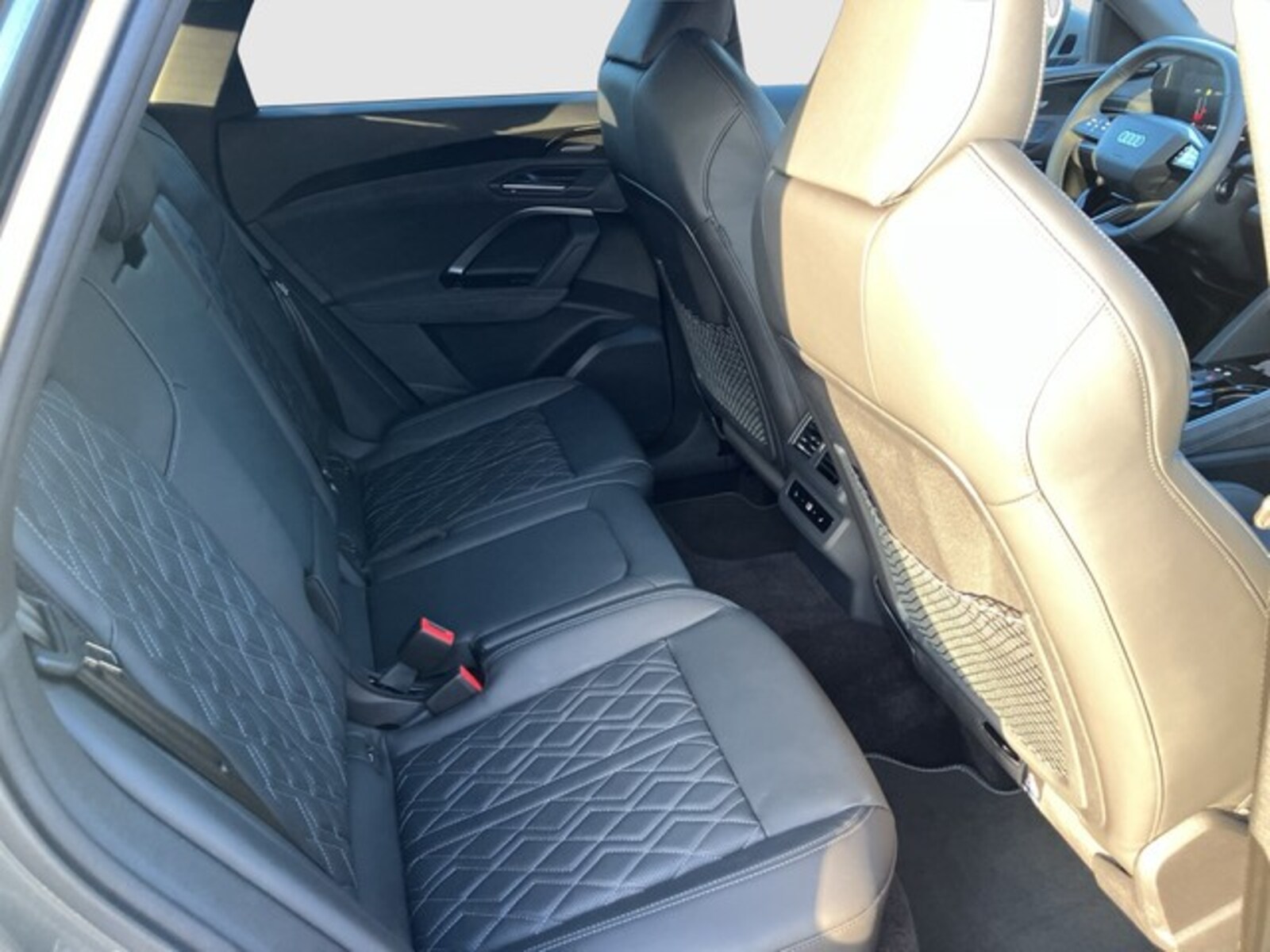 Audi SQ5 – Bild 13