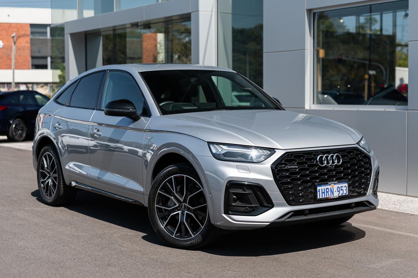 Image about Audi Q5 Sportback 45