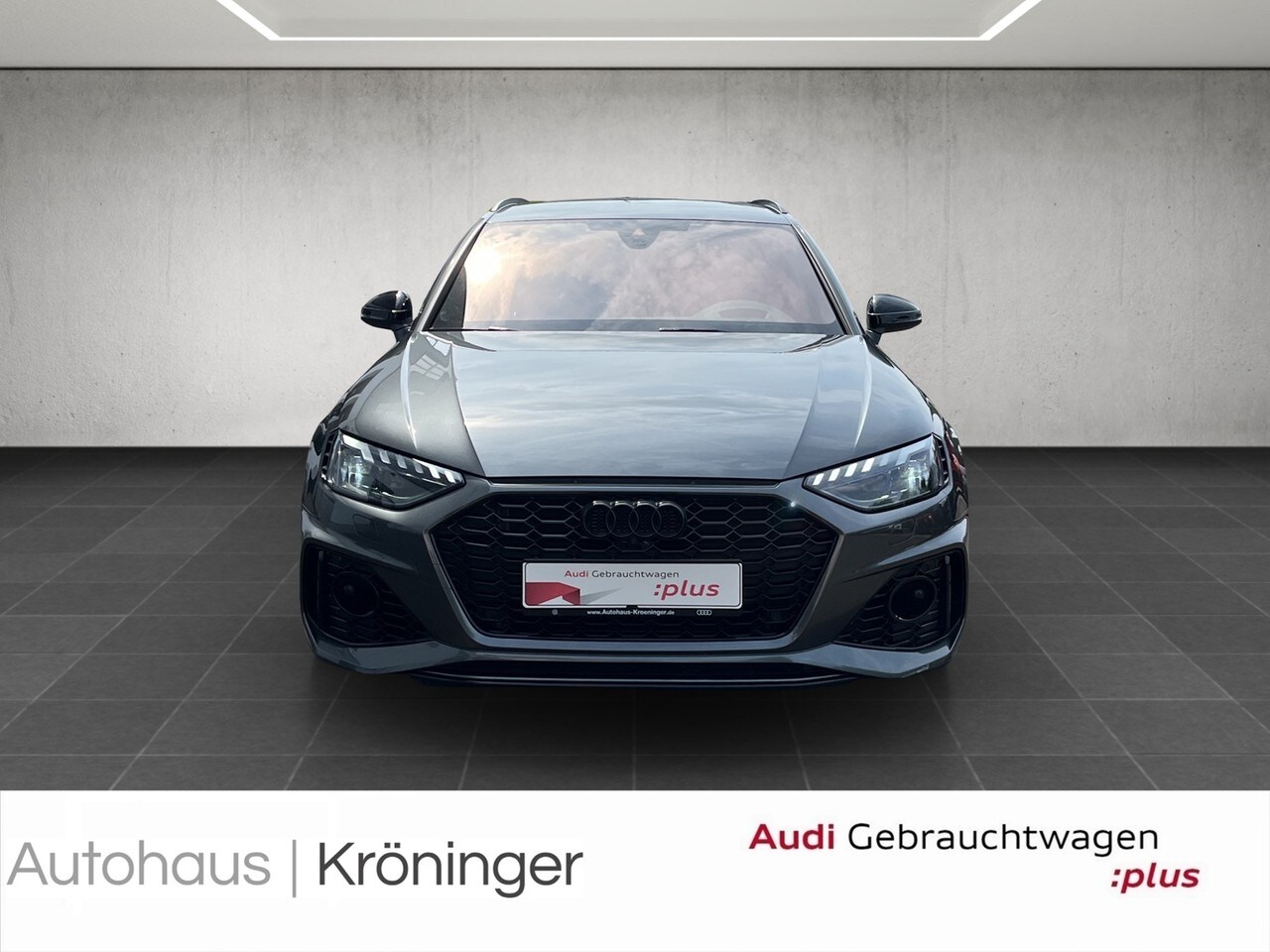 Image about Audi RS 4 Avant TFSI quattro tiptronic