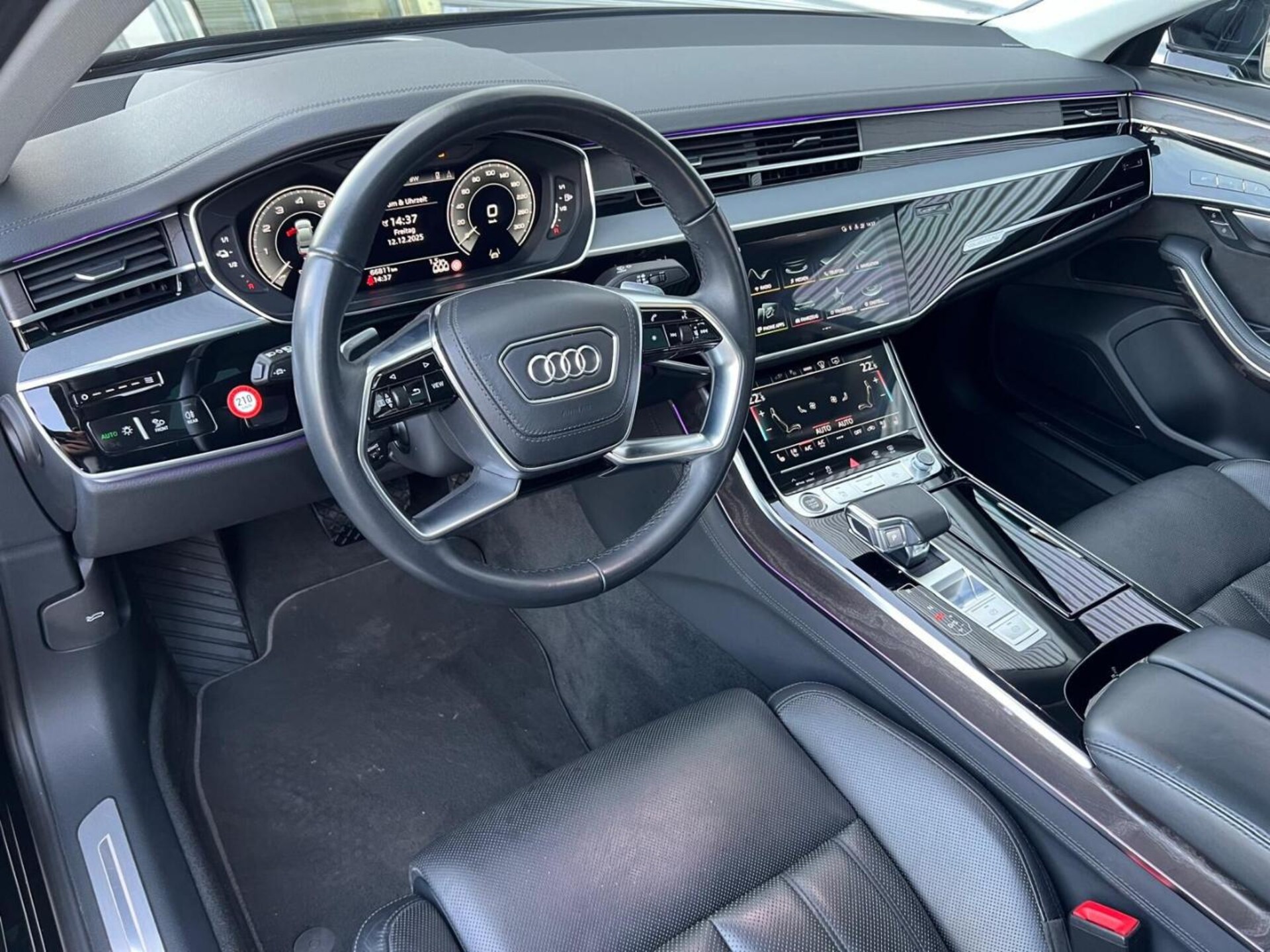 Audi A8 TFSI e
