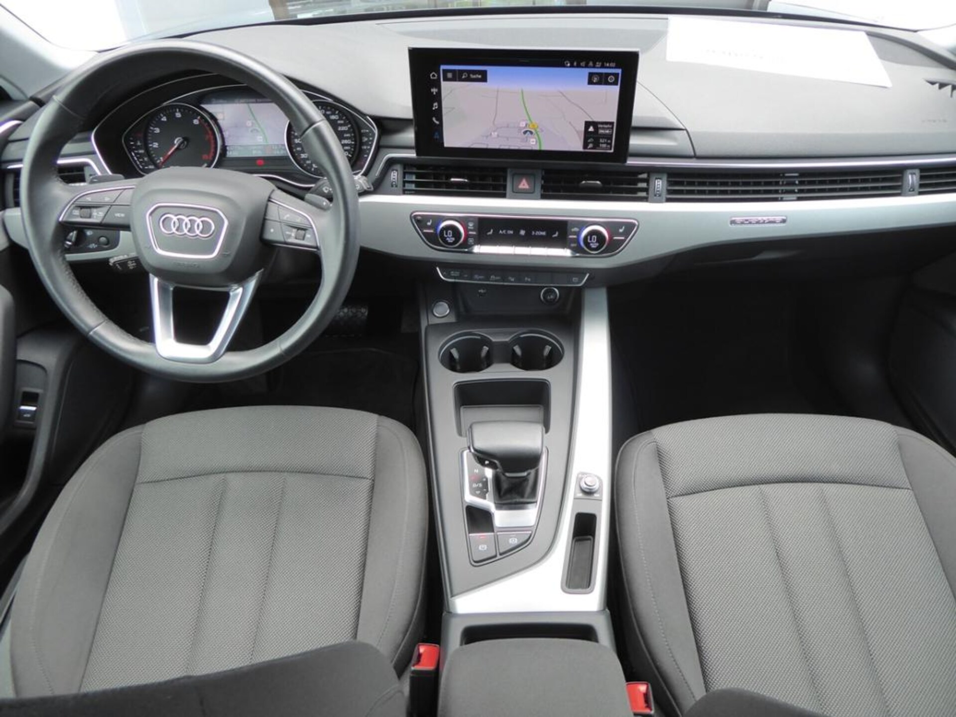Audi A4 Avant Advanced
