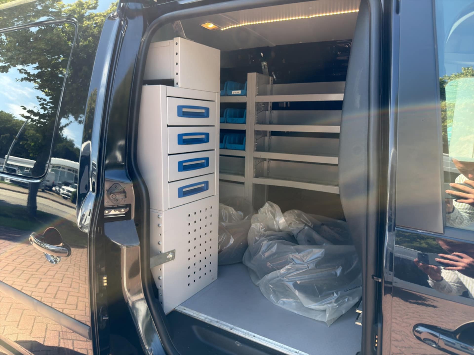Volkswagen Caddy Maxi Kasten Basis-Modell
