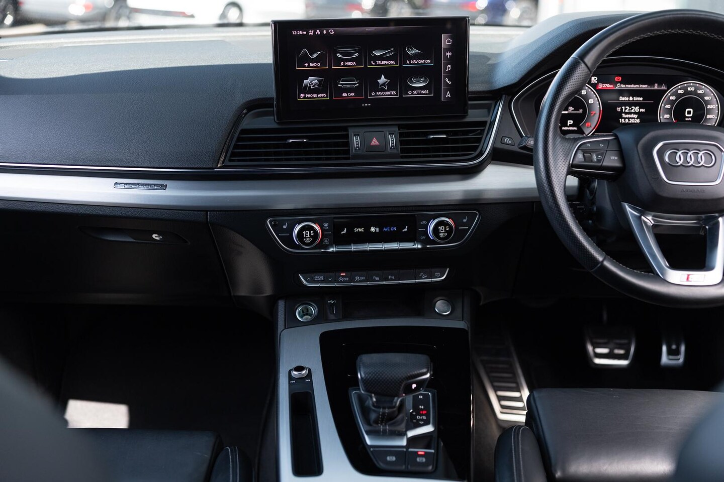 Image about Audi Q5 Sportback 45