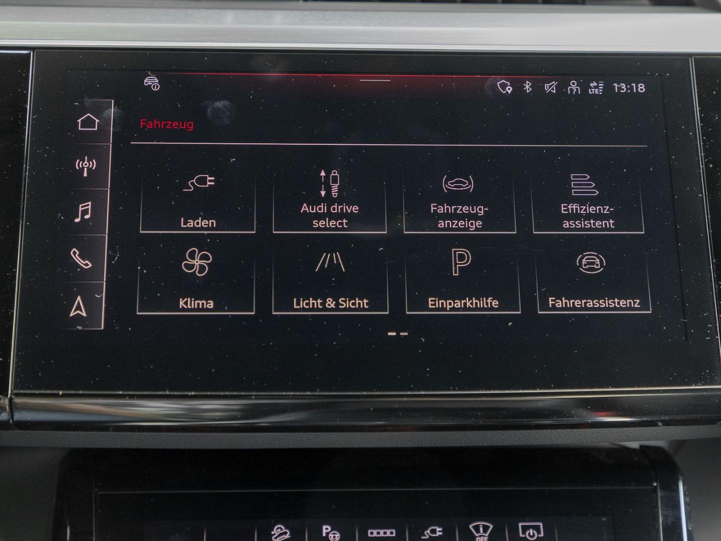 Image about Audi Q8 e-tron S line 55 e-tron quattro
