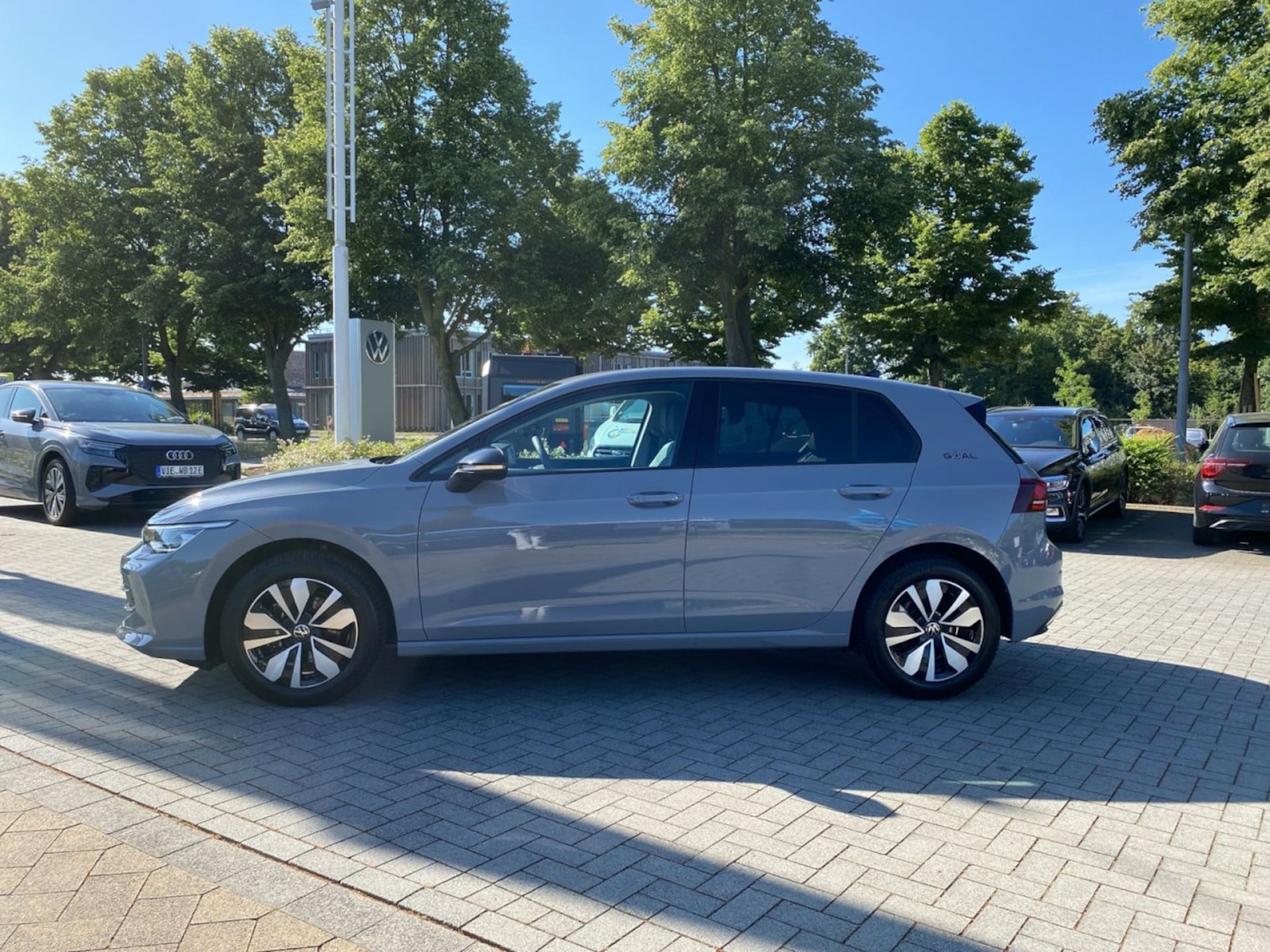Volkswagen Golf Life