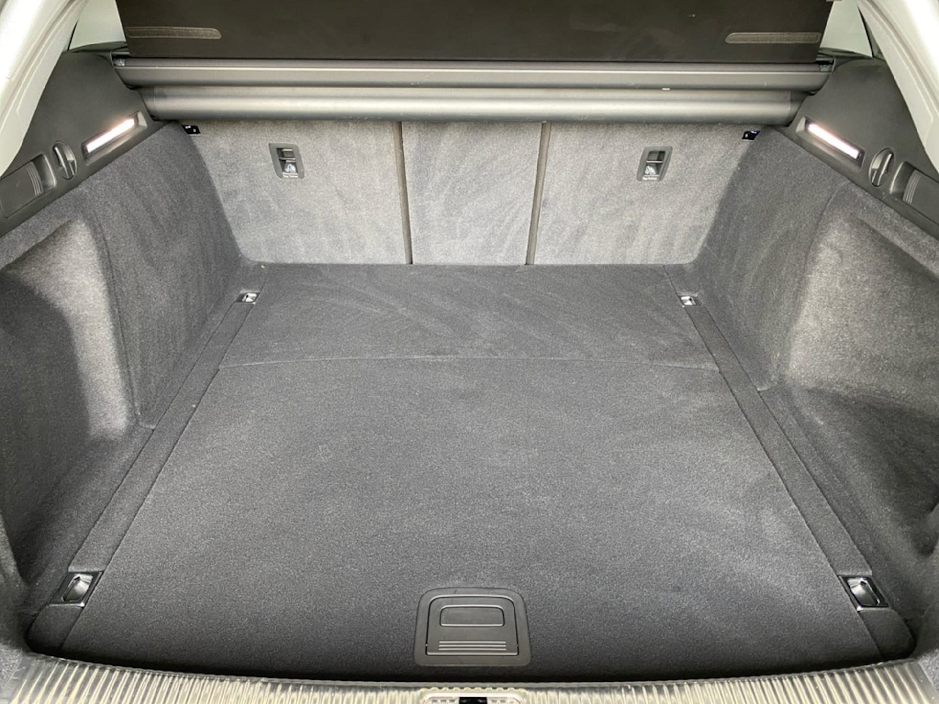 Audi A4 Avant S line