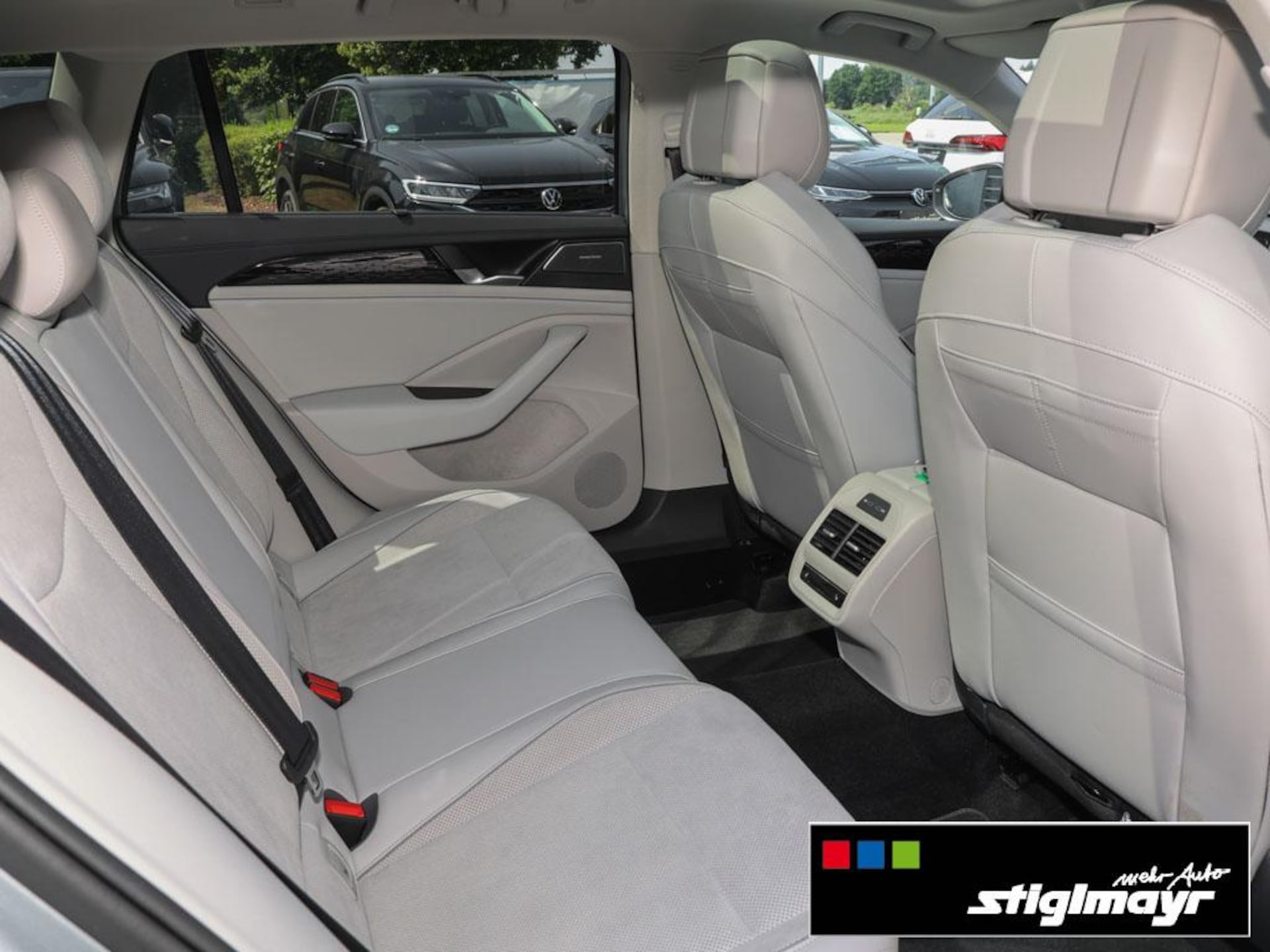 Volkswagen Passat Elegance