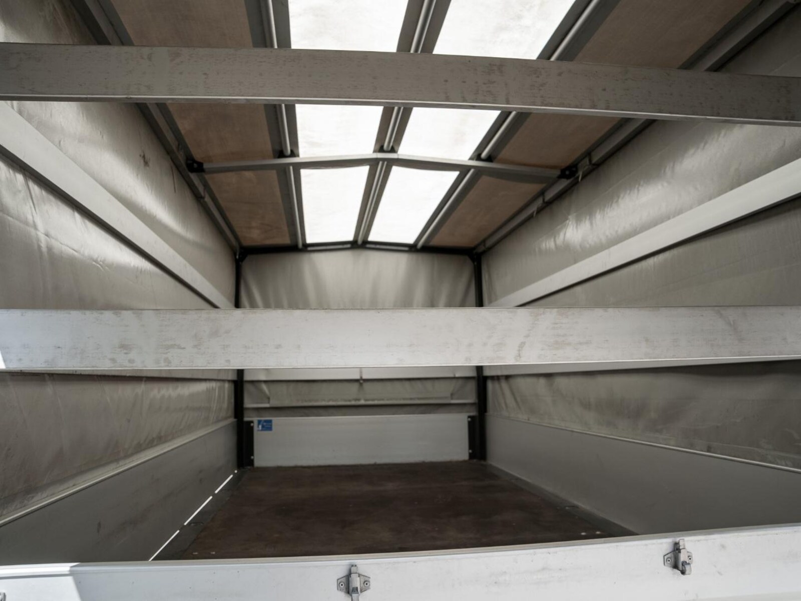 Volkswagen Crafter Einzelkabine langer Radstand – Bild 26