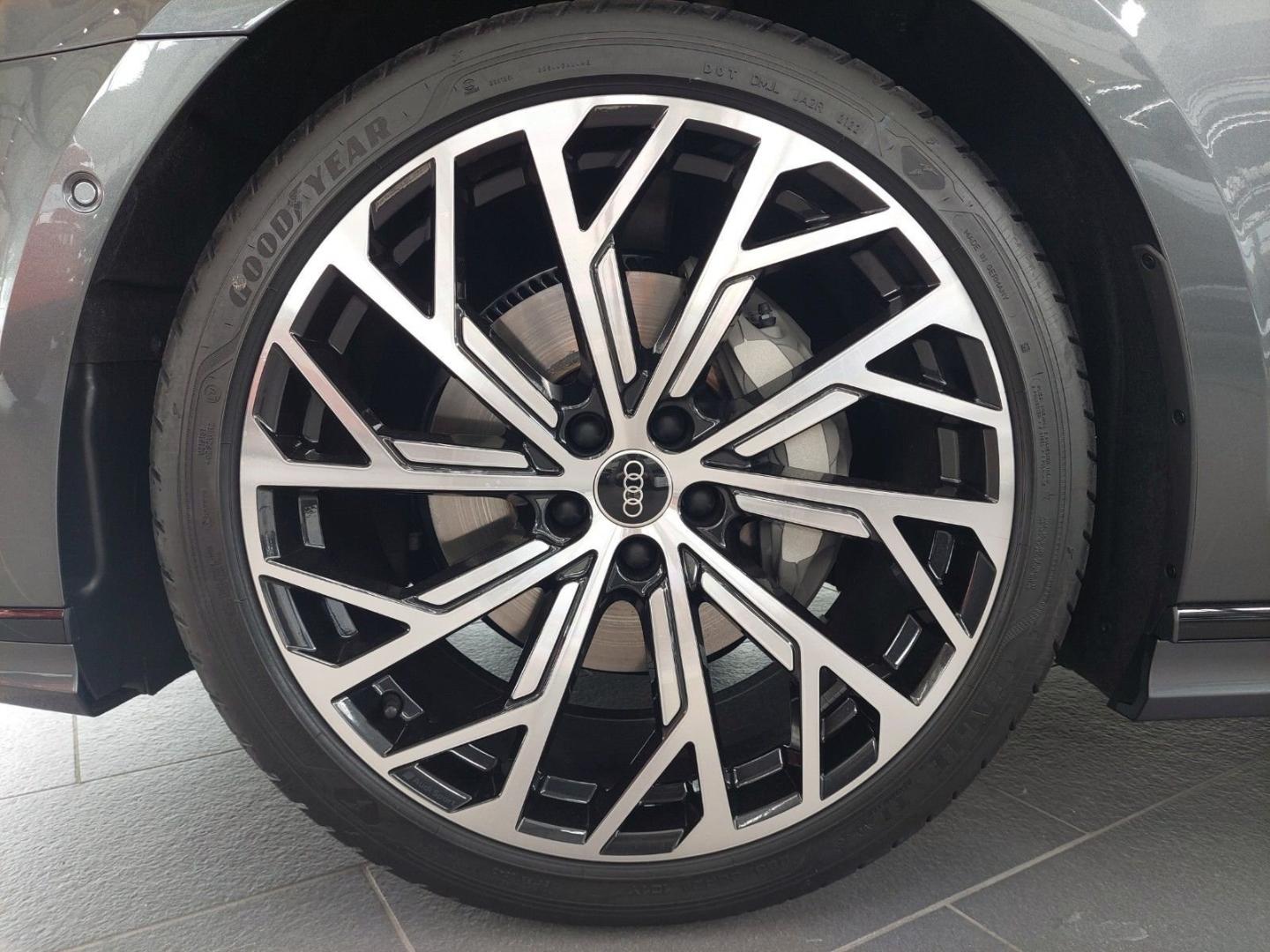 Image about Audi A8 50 TDI quattro 210 kW (286 CV) tiptronic