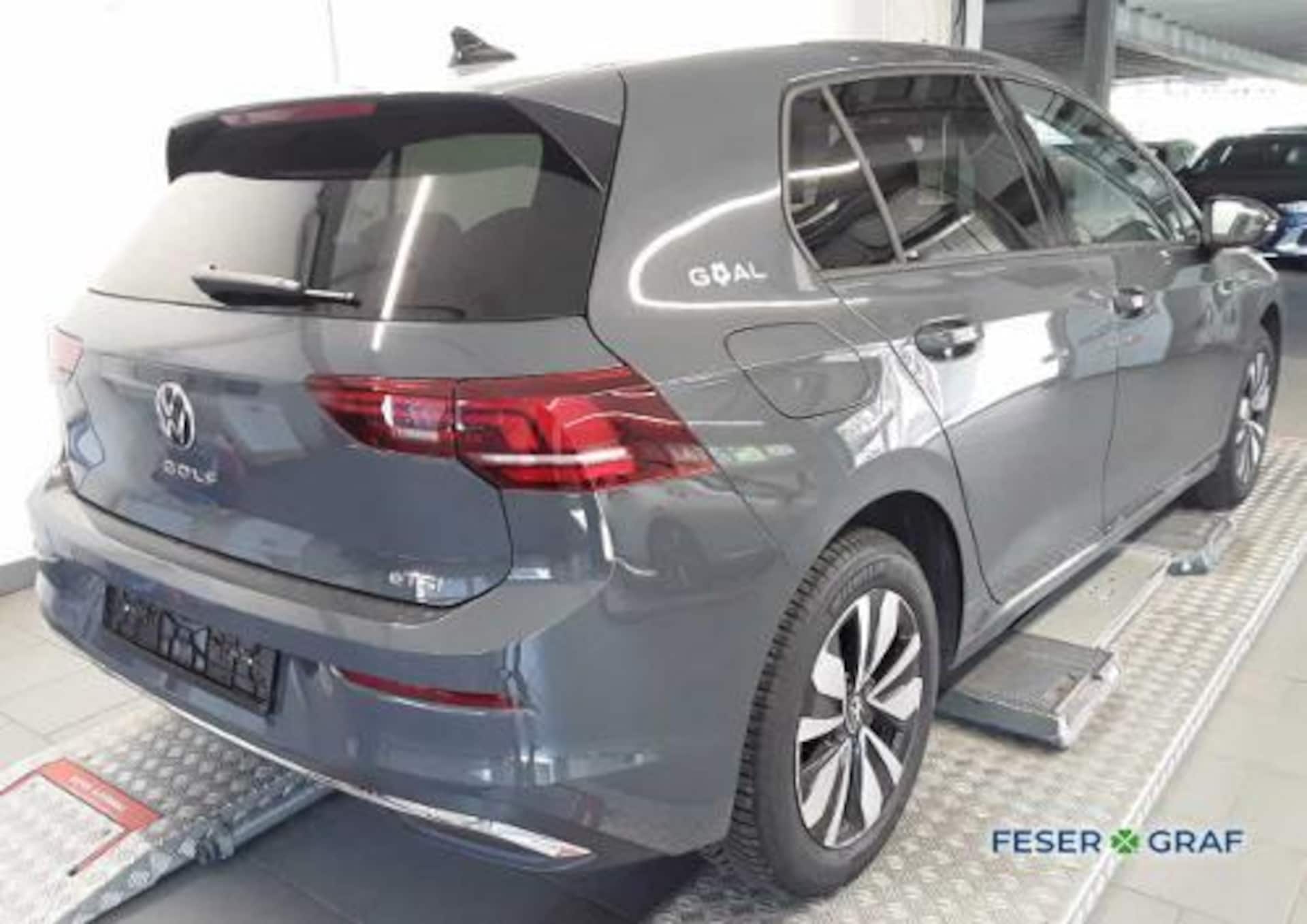 Volkswagen Golf Life