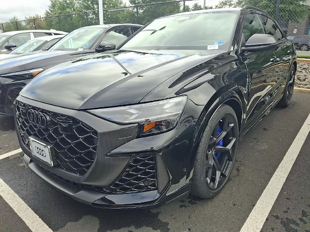 Photo of 2027 Audi RS Q8 SUV performance