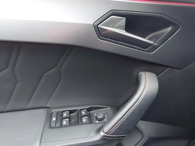 Bild des Autos 12