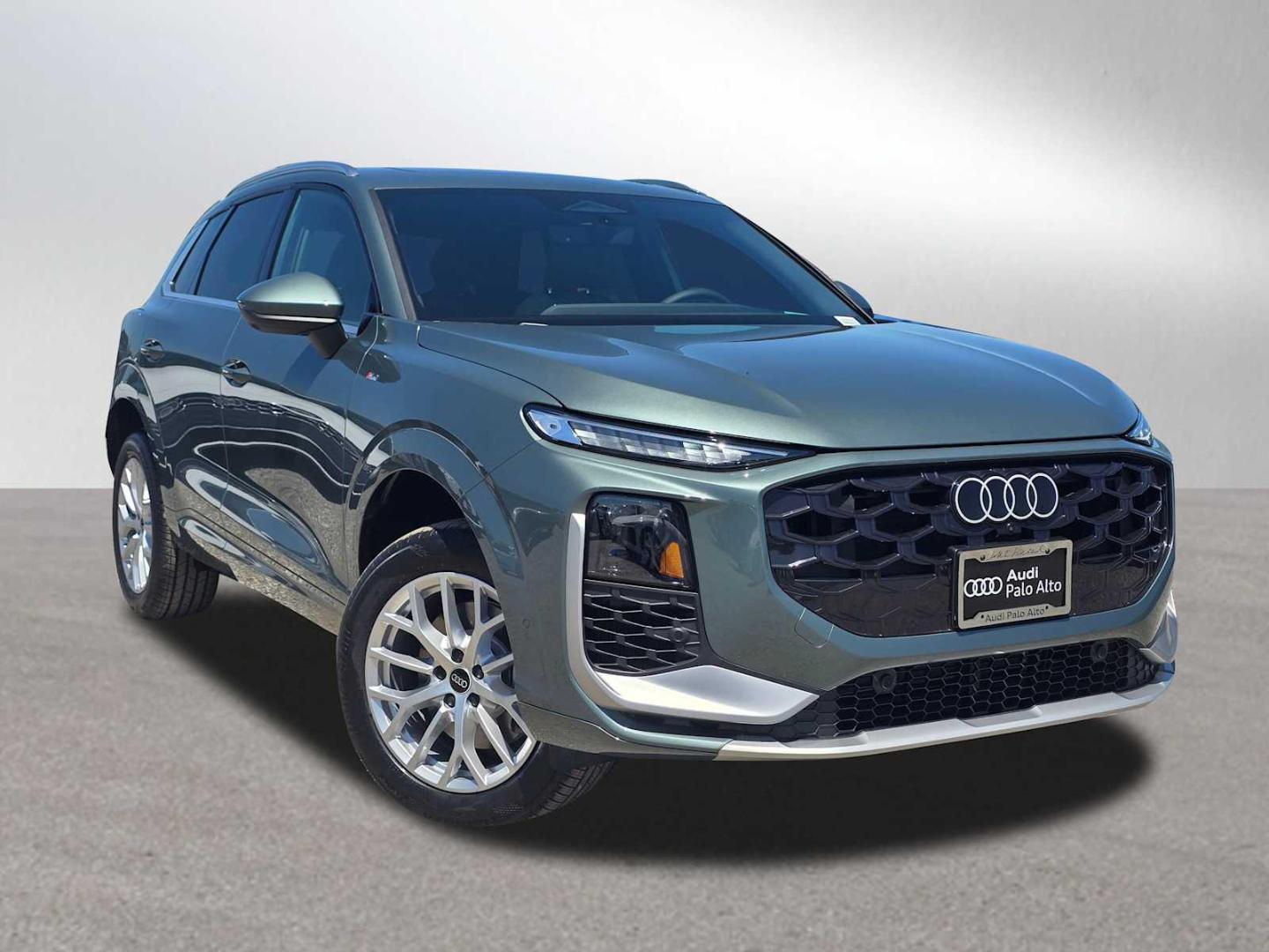 2026 Audi Q3 S line quattro's photo